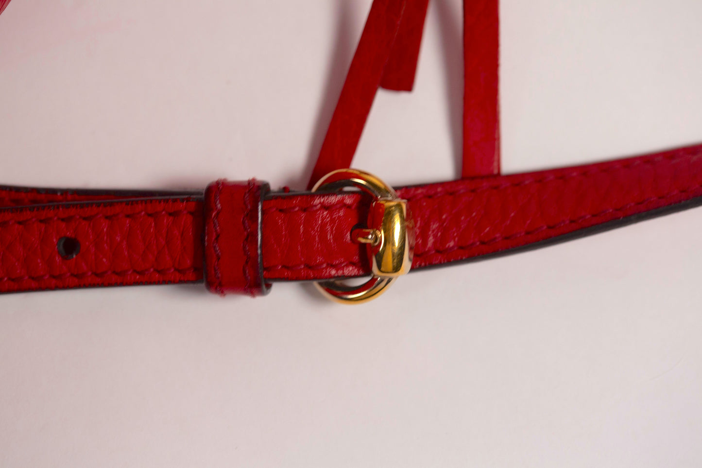 GUCCI Soho Disco Red Pebbled Camera Bag