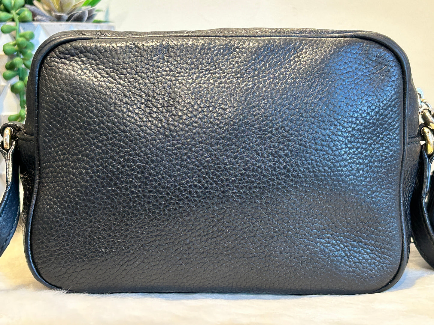 GUCCI Soho Disco Black Pebbled Camera Bag