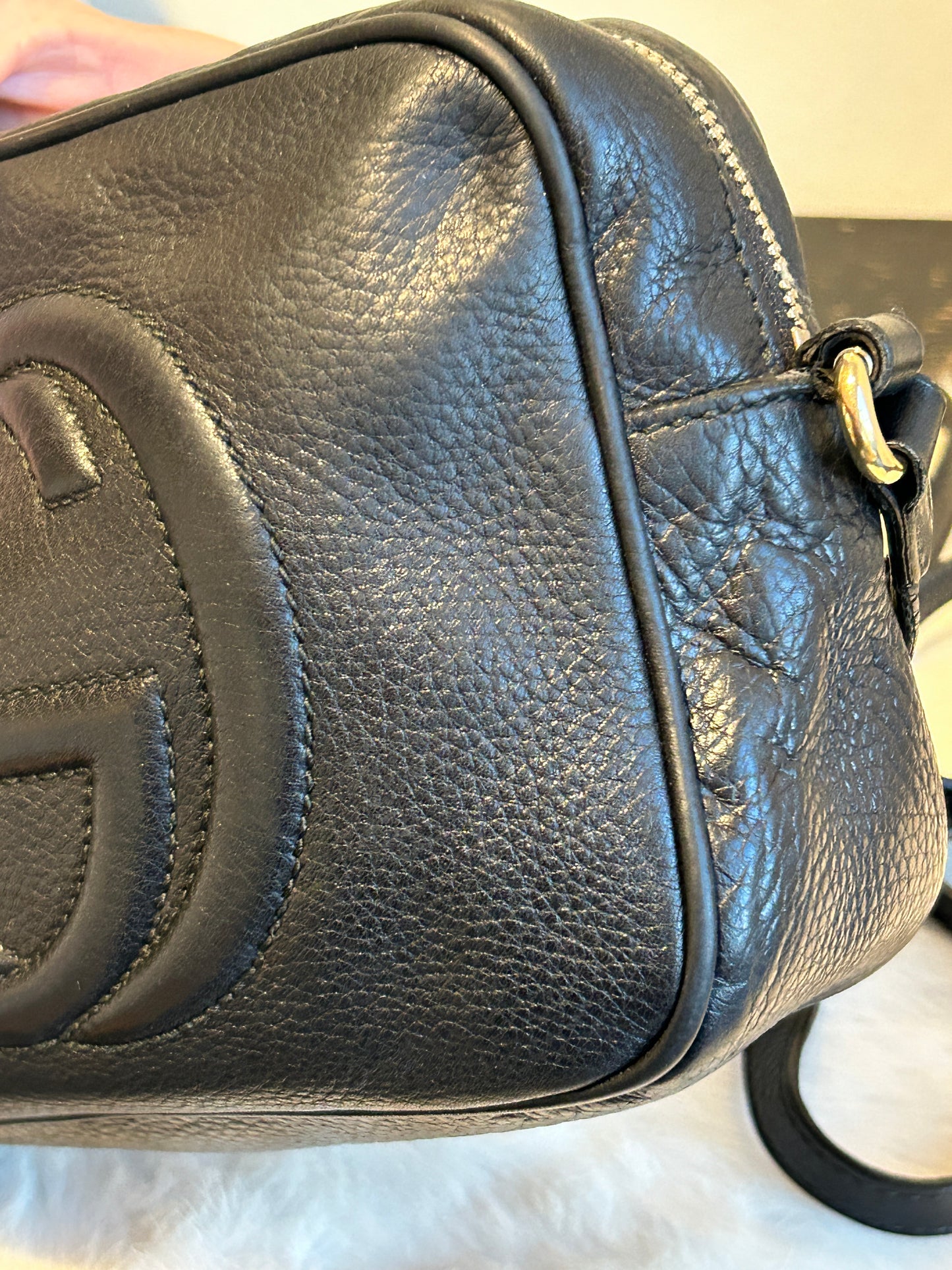 GUCCI Soho Disco Black Pebbled Camera Bag