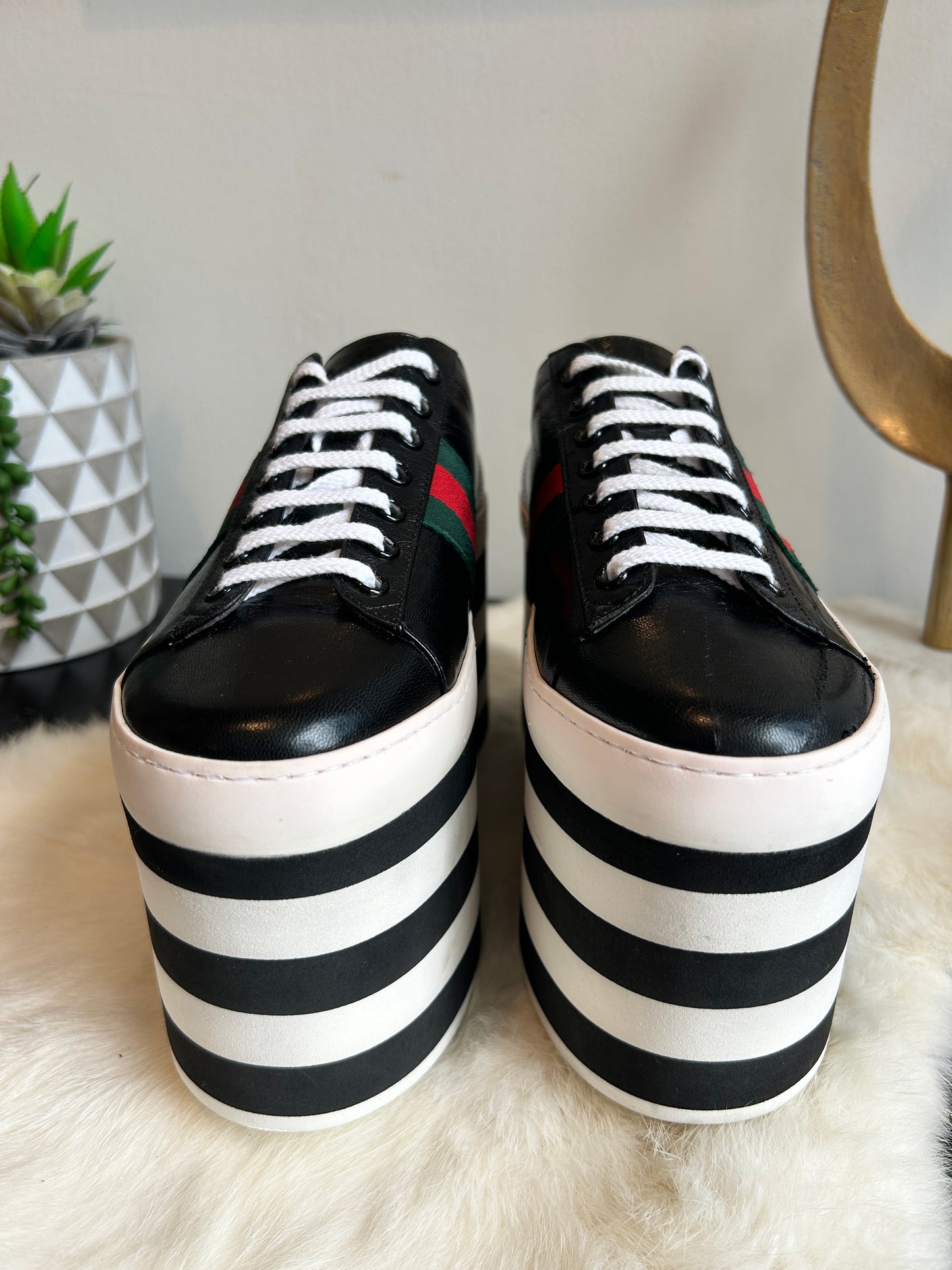 GUCCI Peggy Platforms Size 38 EU