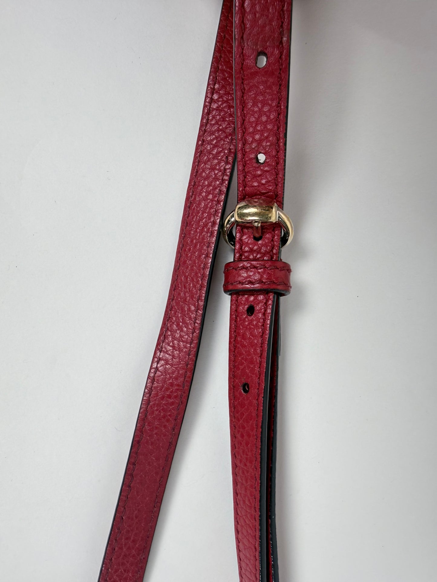 GUCCI Soho Disco Red Pebbled Camera Bag