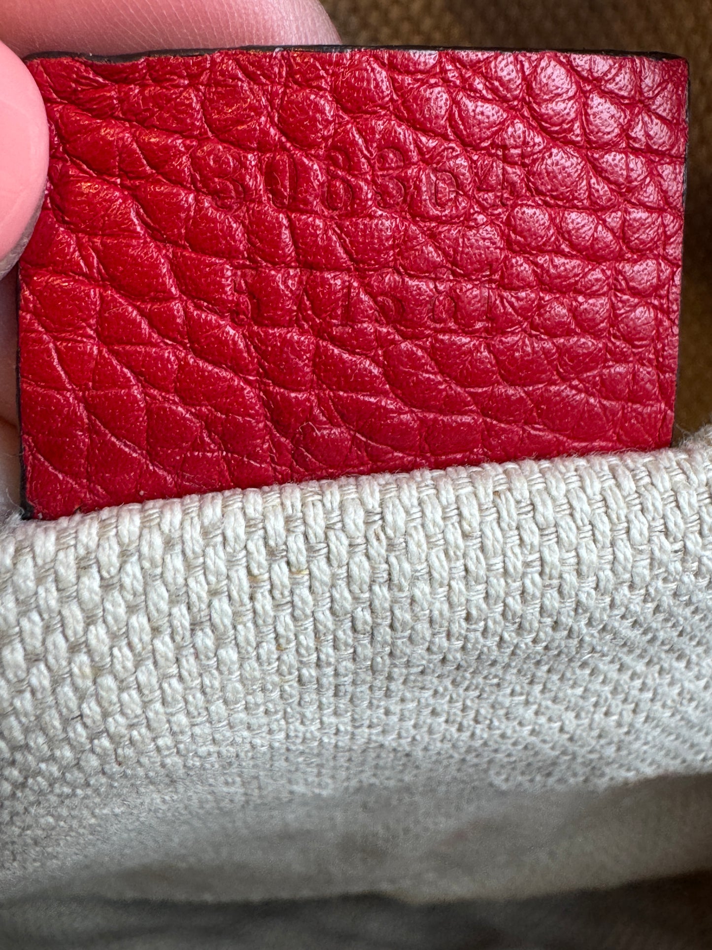 GUCCI Soho Disco Red Pebbled Camera Bag
