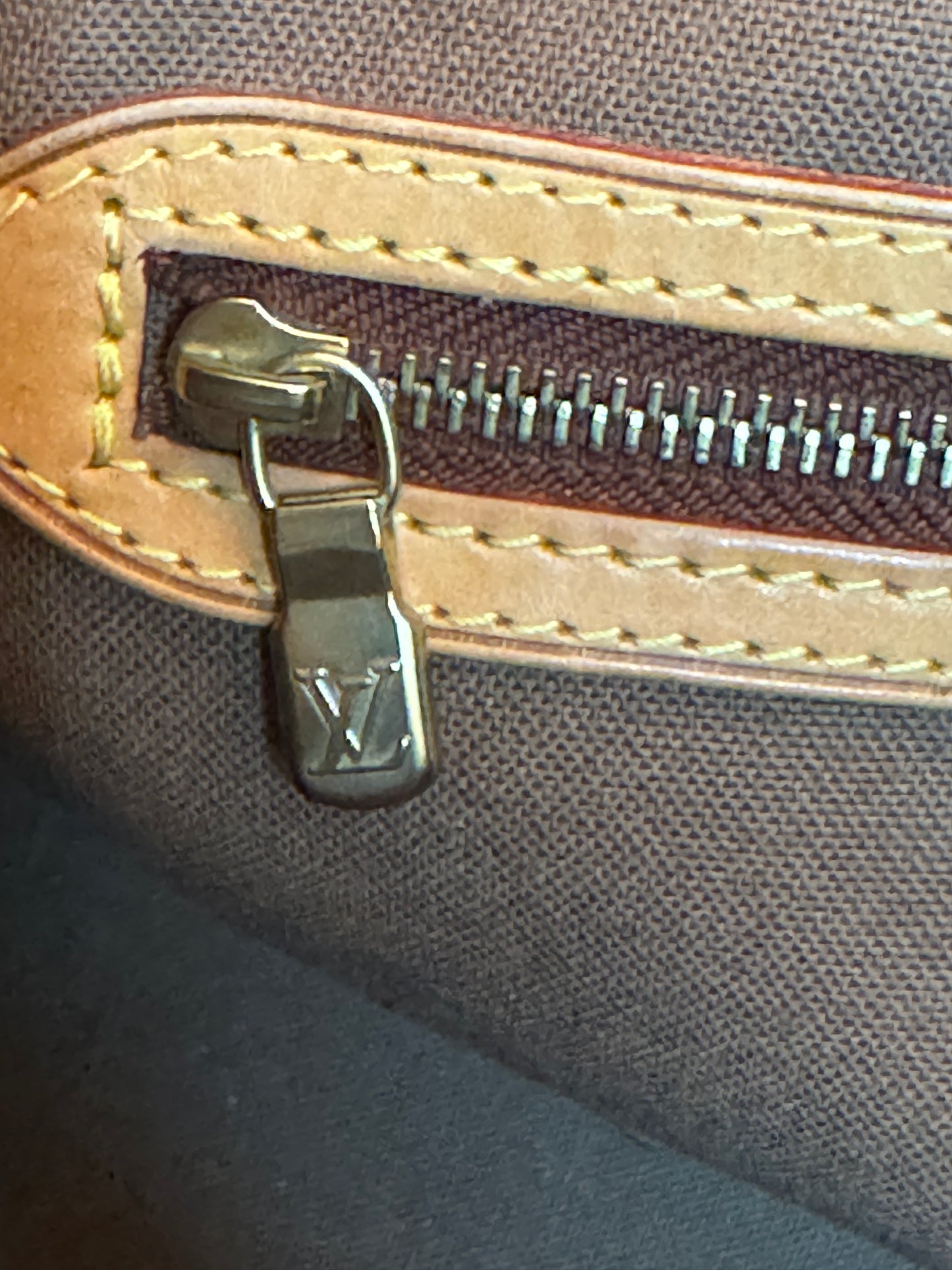 Louis Vuitton Monogram Batignolles Horizontal MM