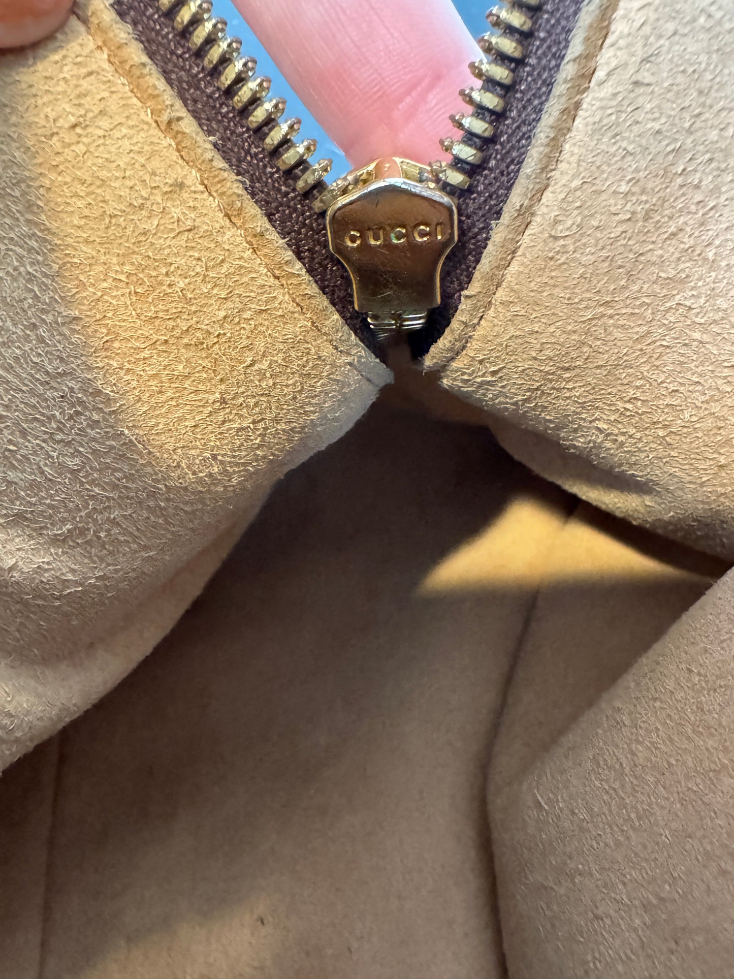 GUCCI Ophidia Supreme Canvas Round Top Medium Tote