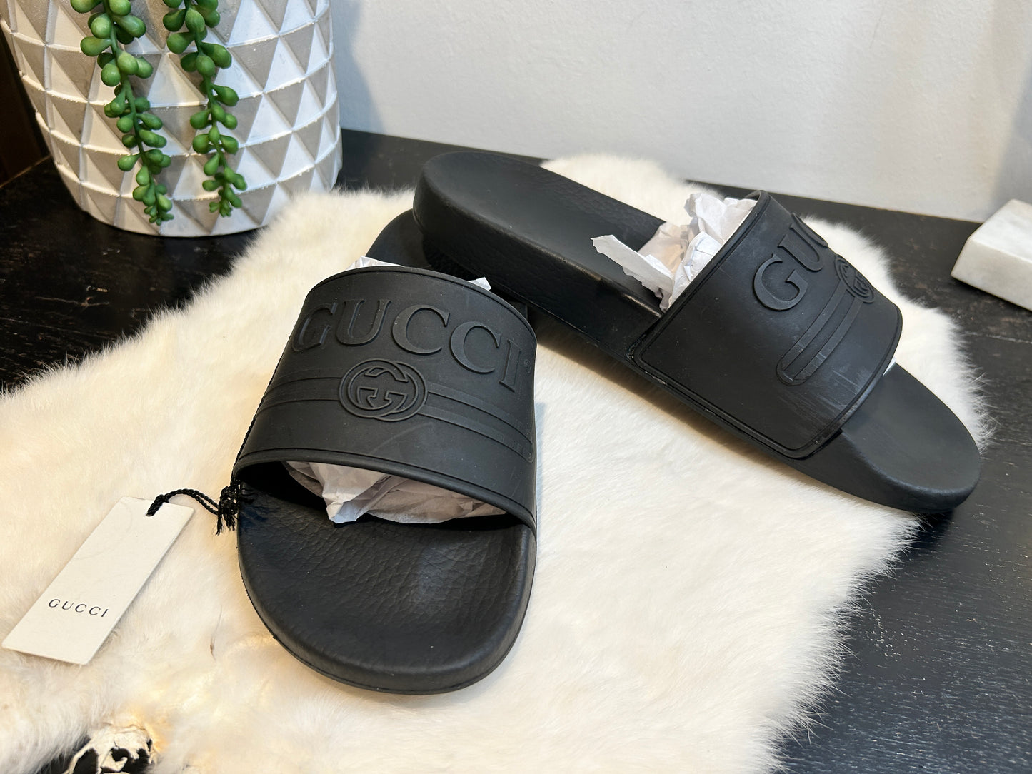 GUCCI Interlocking Logo Black 9EU (42EU)