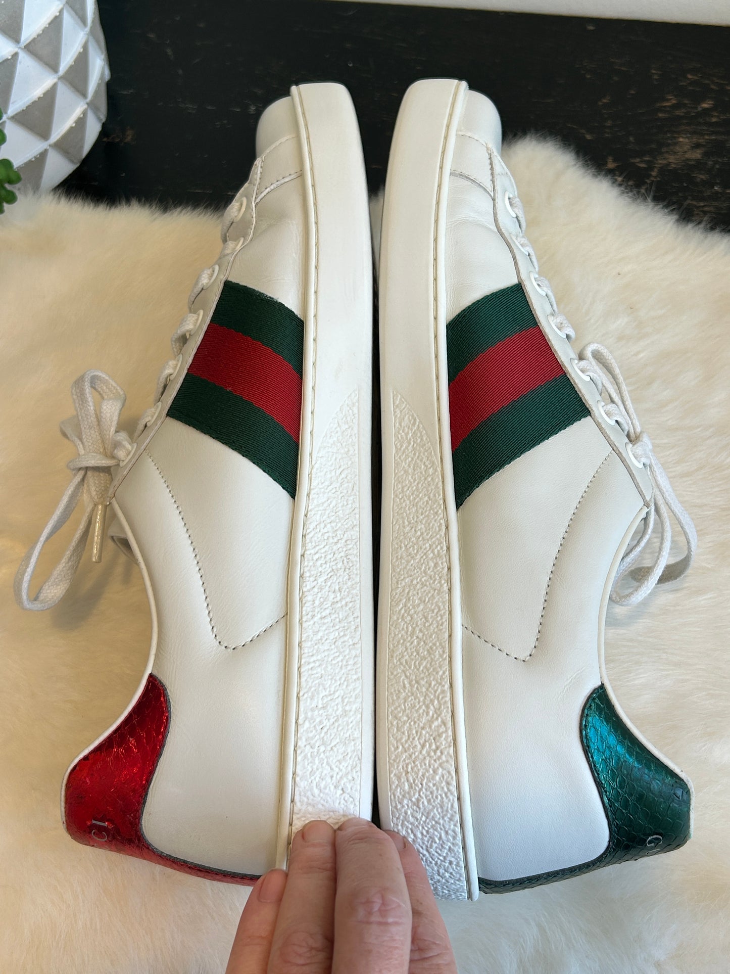 GUCCI Ace Bees Sneakers Mens 7EU (40EU Women's)