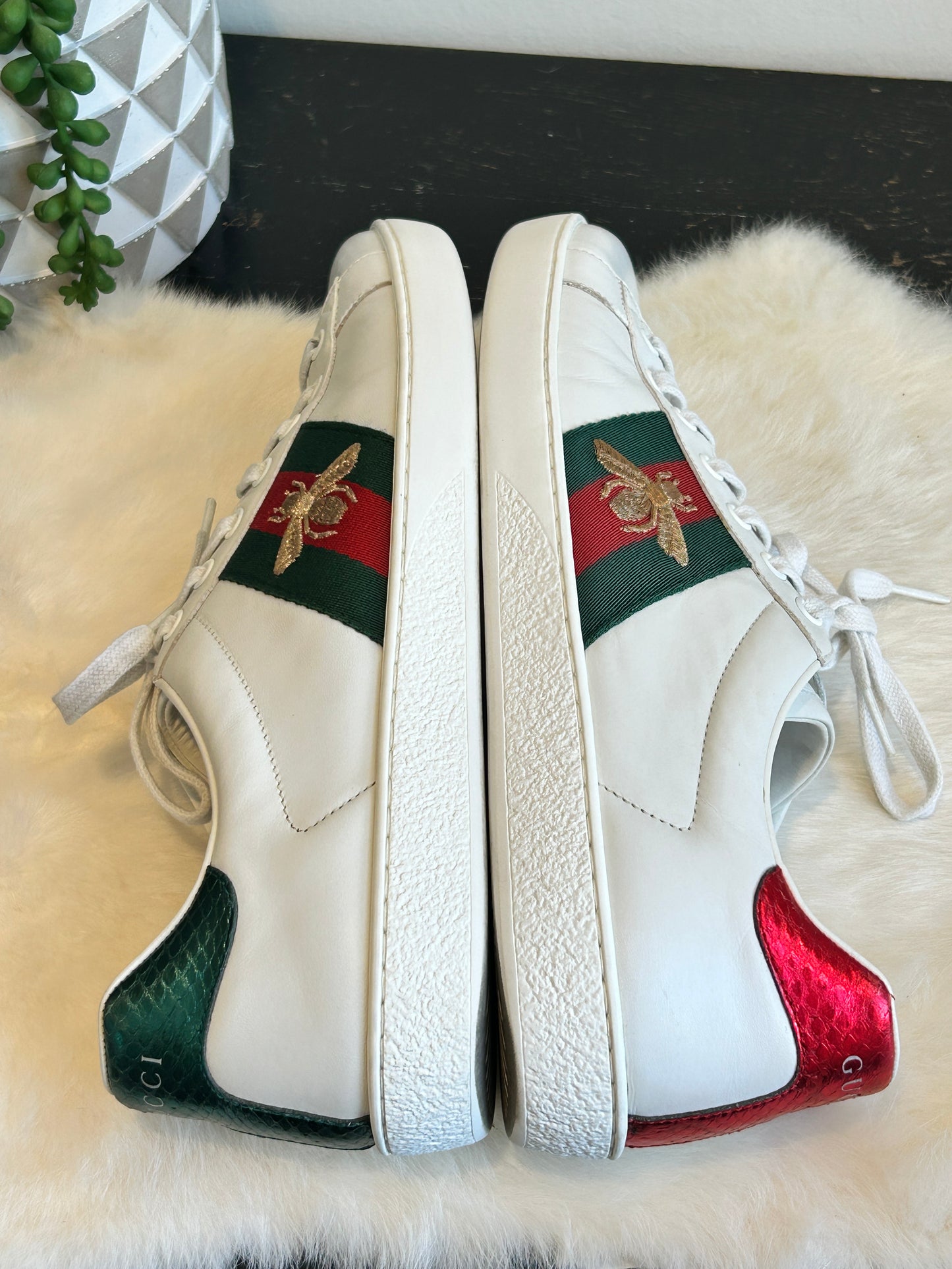 GUCCI Ace Bees Sneakers Mens 7EU (40EU Women's)