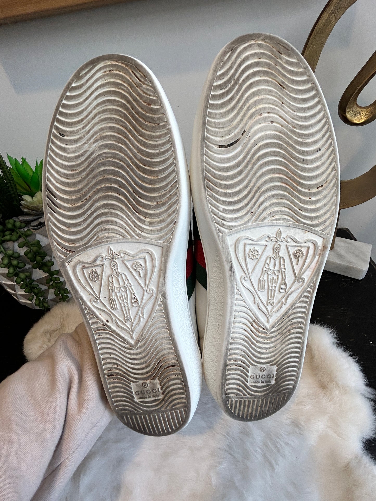 GUCCI Ace Bees Sneakers Mens 7EU (40EU Women's)