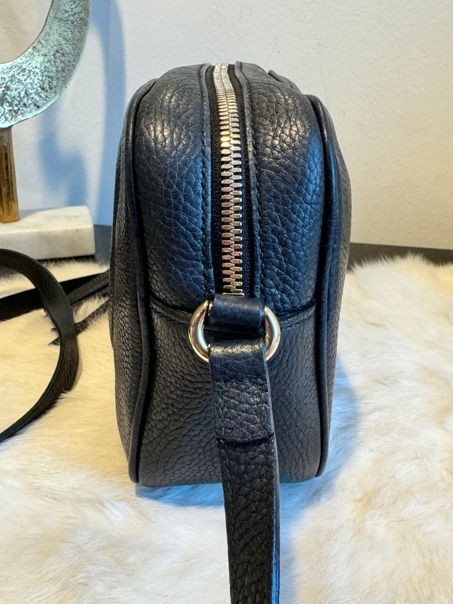 GUCCI Soho Disco Black Pebbled Camera Bag