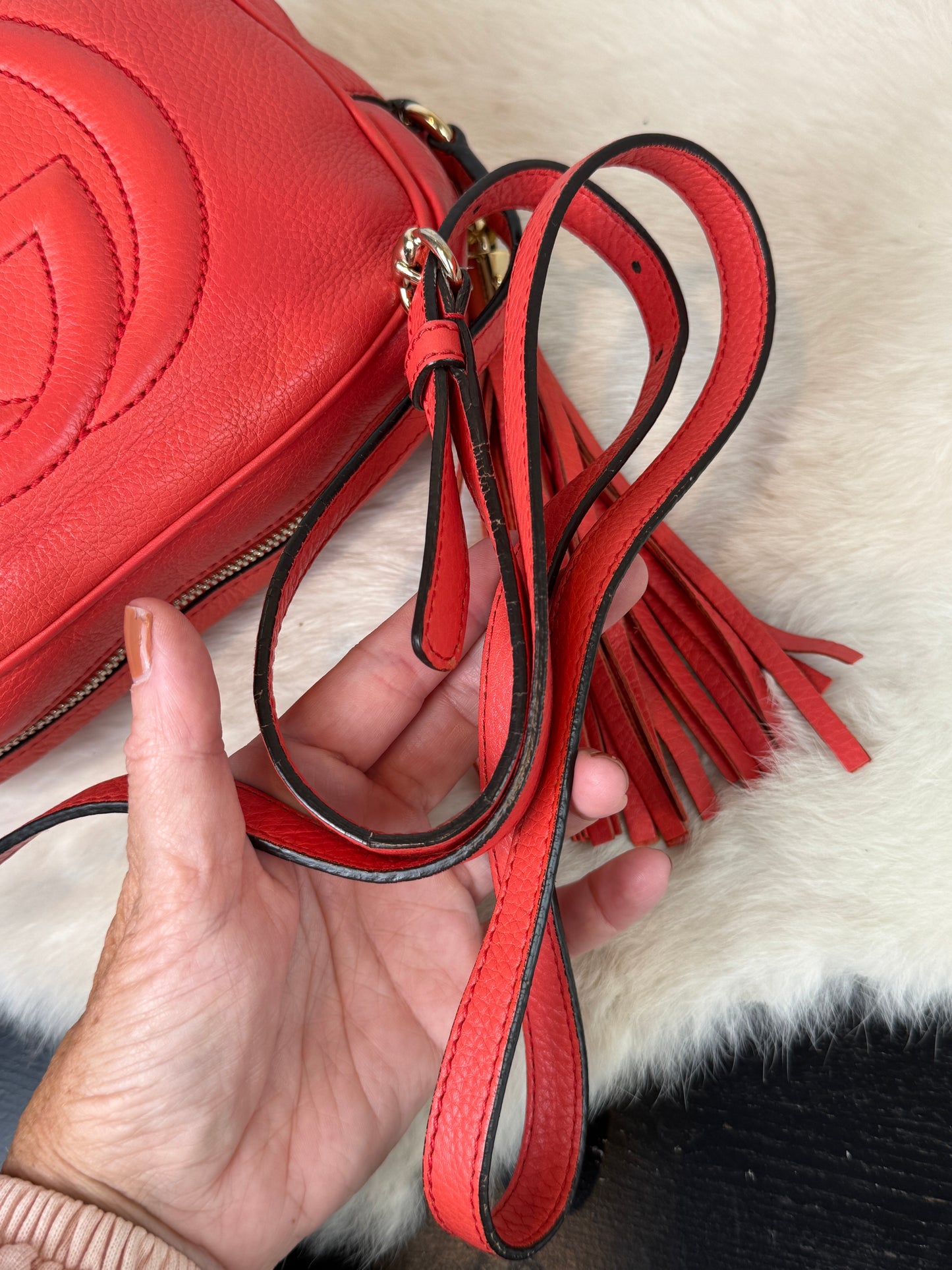 GUCCI Soho Disco Coral Pebbled Camera Bag