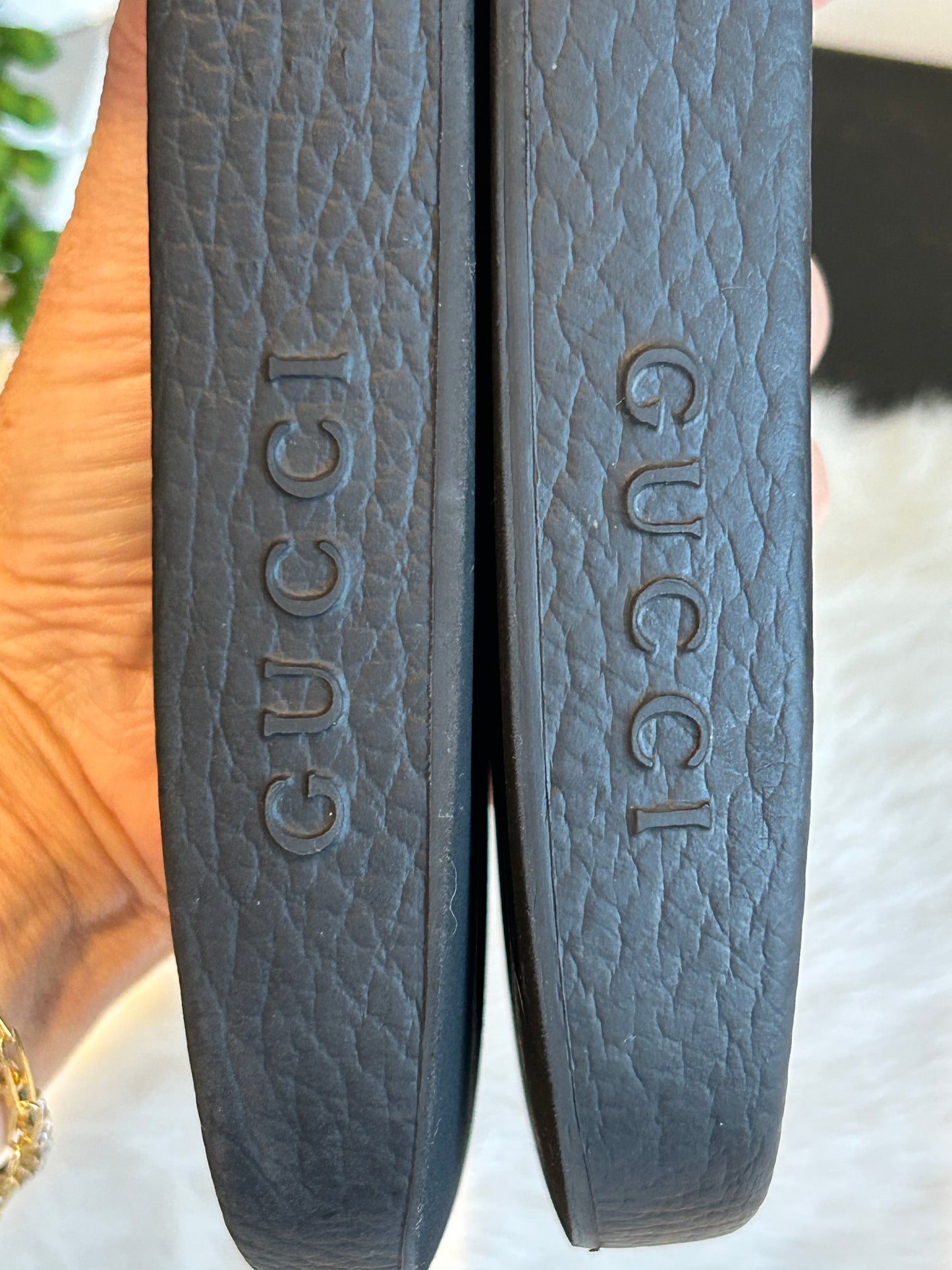 GUCCI Pursuit Logo White 11EU