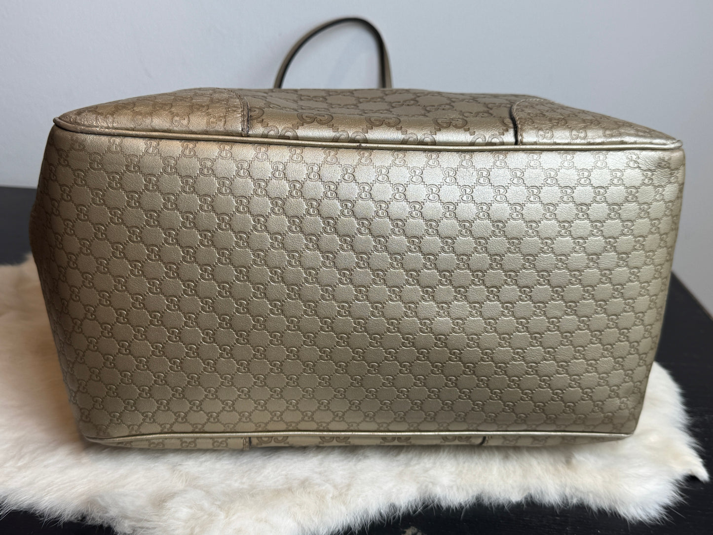Gucci Gold All Leather Guccissima Metallic Zipper Tote