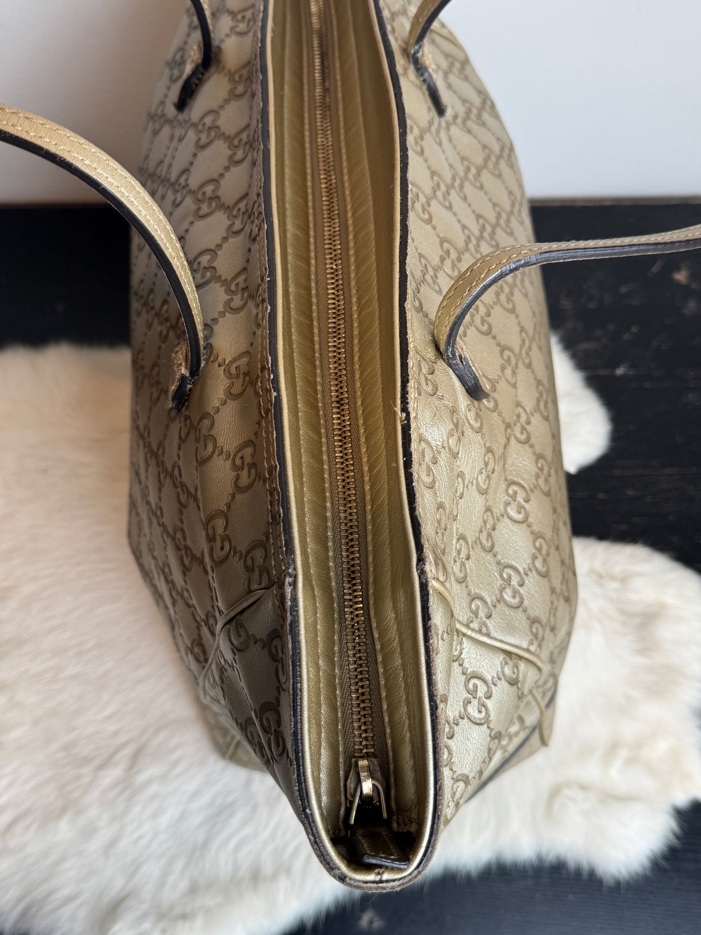 Gucci Gold All Leather Guccissima Metallic Zipper Tote
