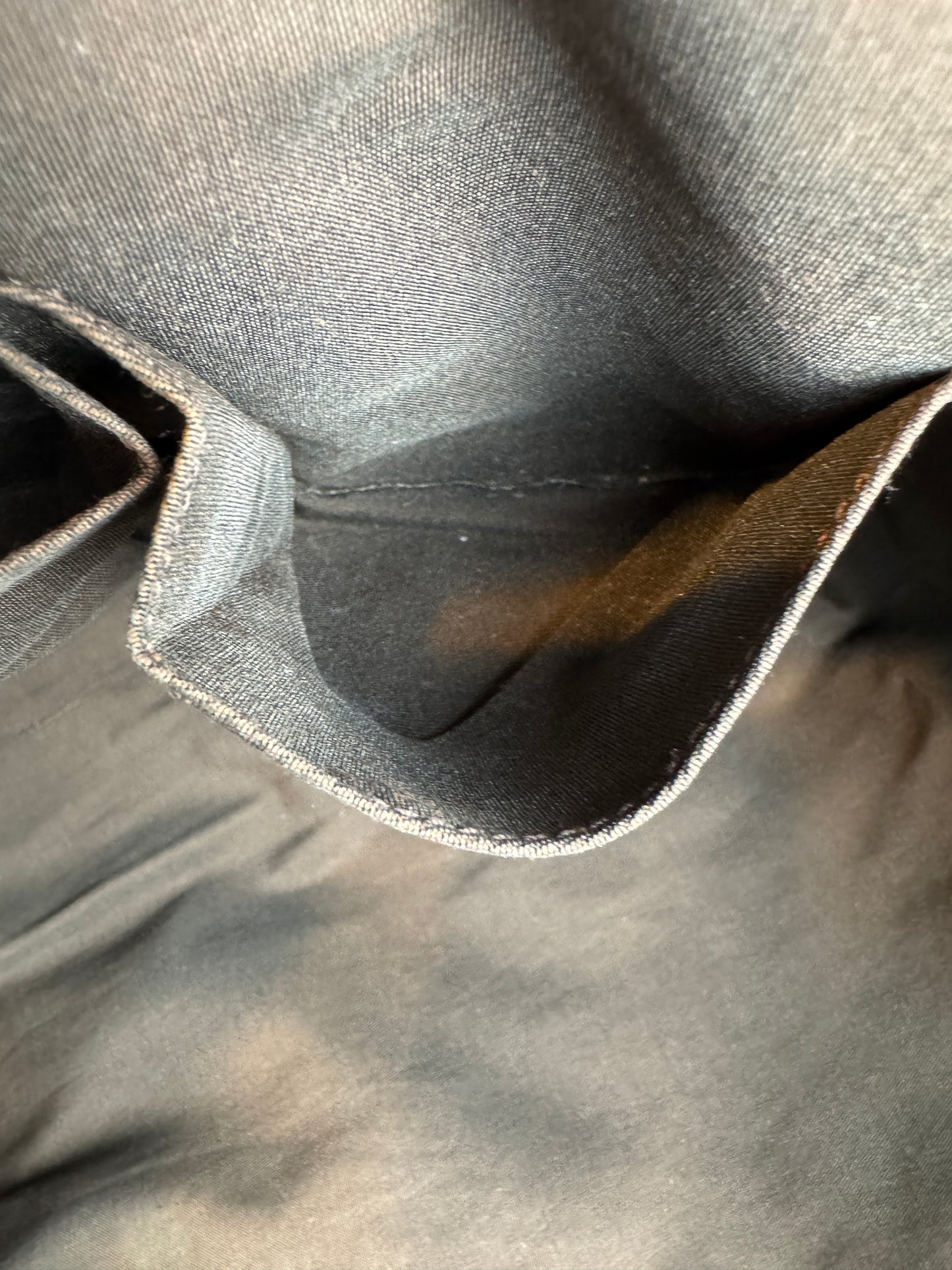 GUCCI Supreme Canvas Zip Top Dk Brown Tote