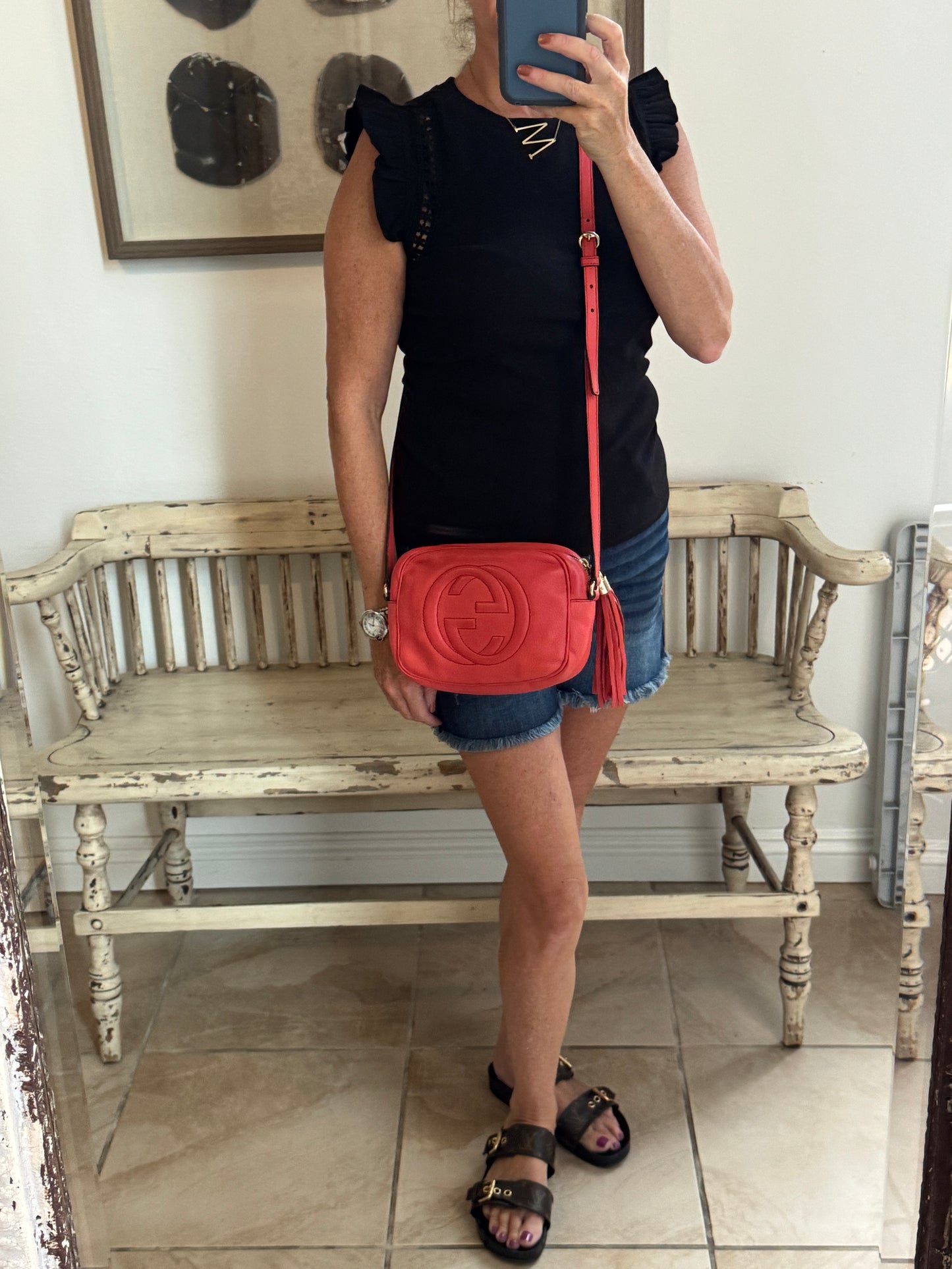 GUCCI Soho Disco Coral Pebbled Camera Bag