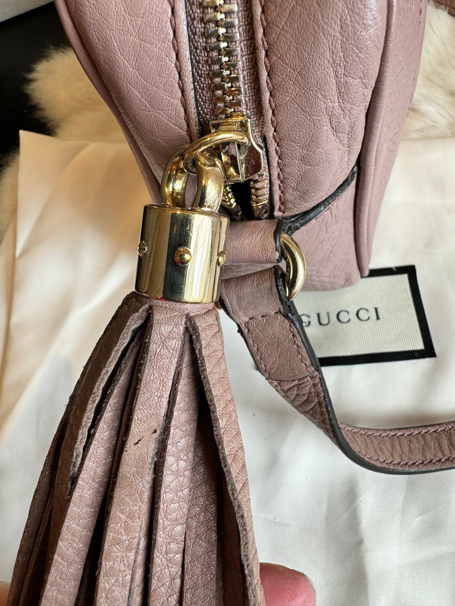 GUCCI Soho Disco Blush Pebbled Camera Bag