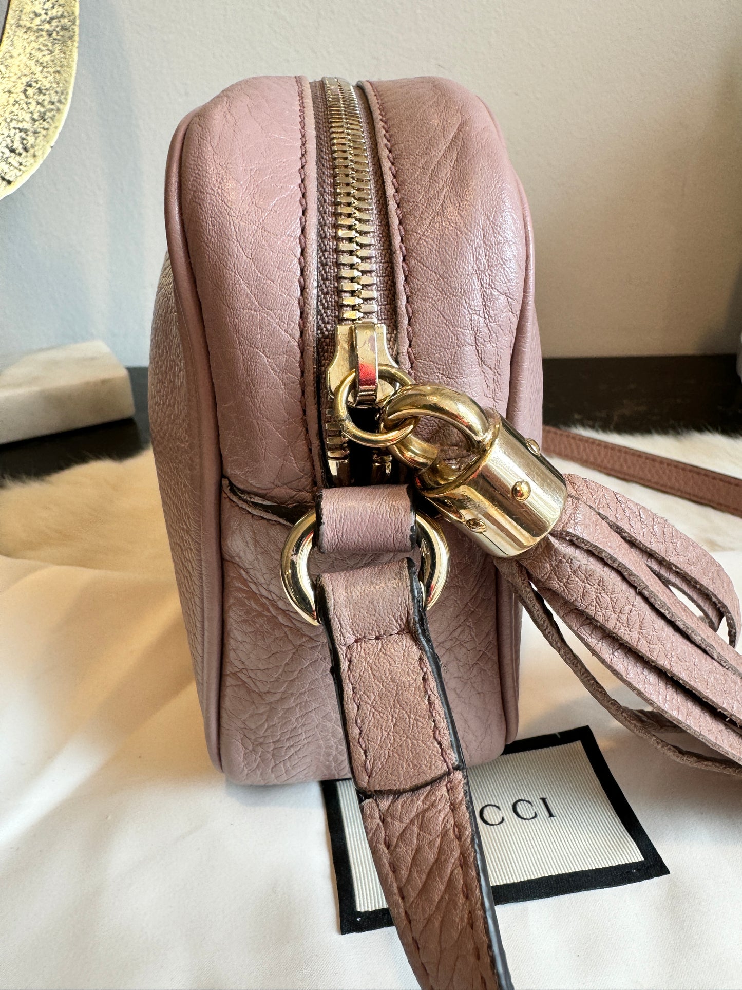 GUCCI Soho Disco Blush Pebbled Camera Bag