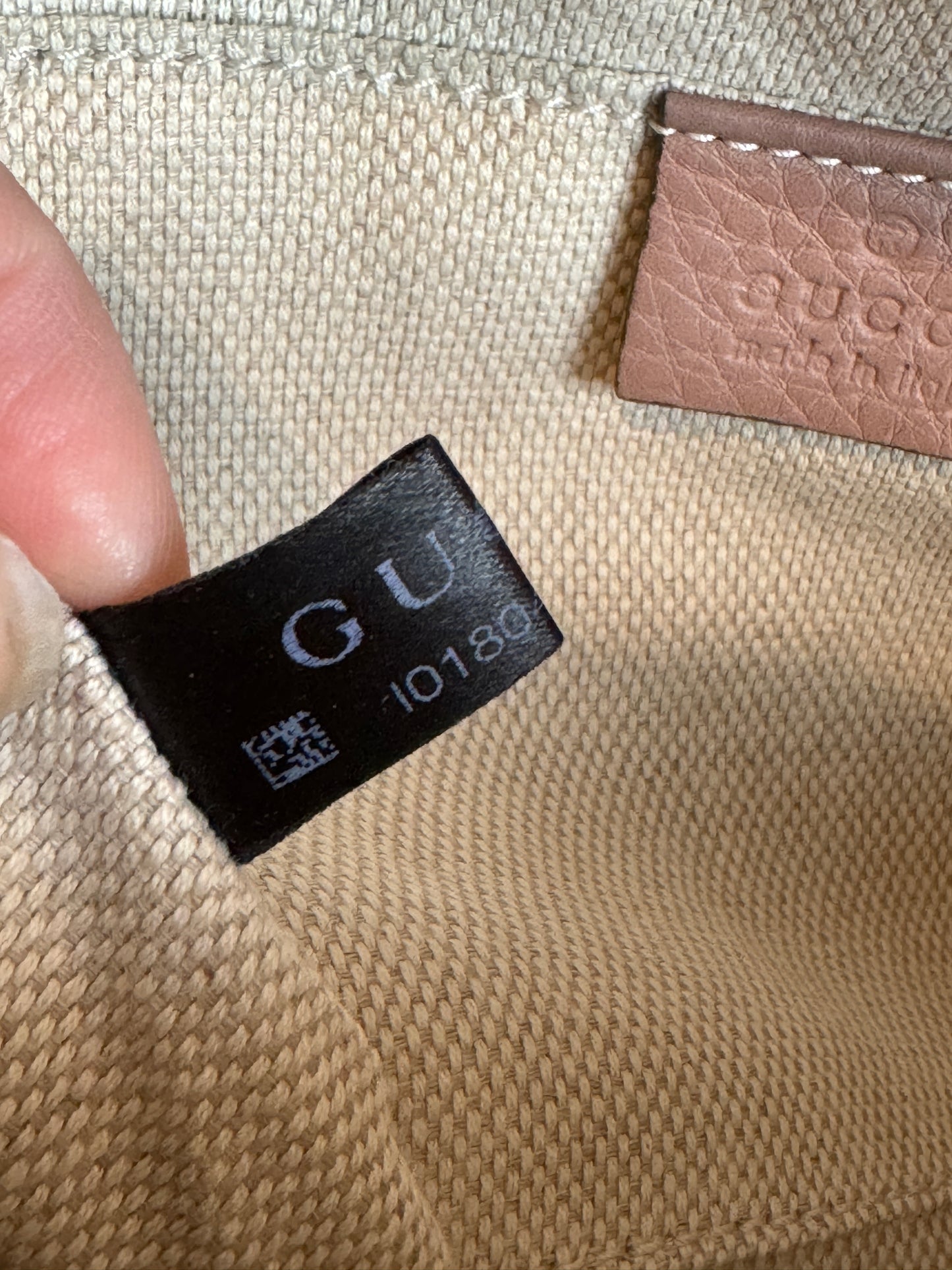 GUCCI Soho Disco Blush Pebbled Camera Bag