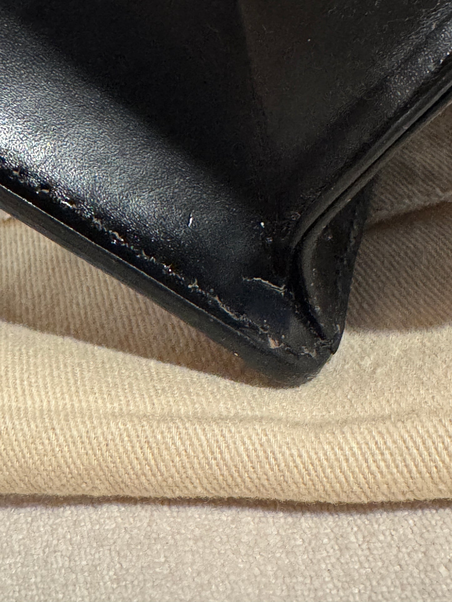 Louis Vuitton Epi Leather Pochette Sellier Dragonne Black Clutch