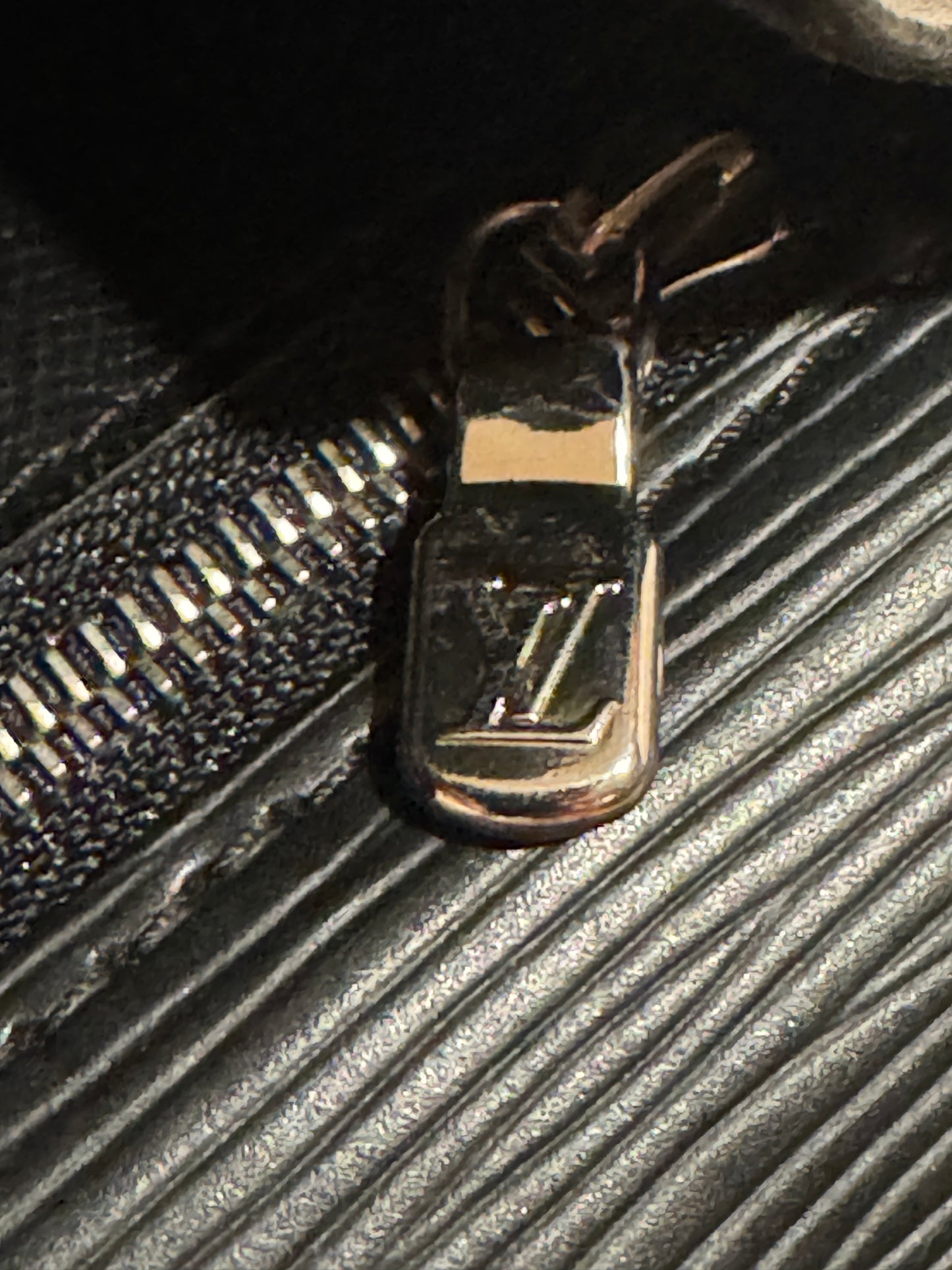 Louis Vuitton Epi Leather Pochette Sellier Dragonne Black Clutch