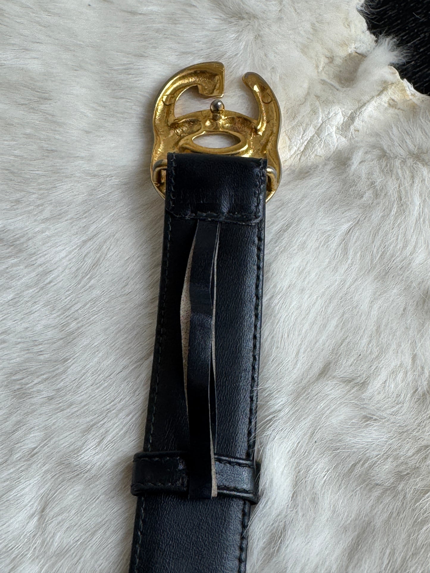 Gucci Vintage Black Leather 1 1/8" Belt Gold GG