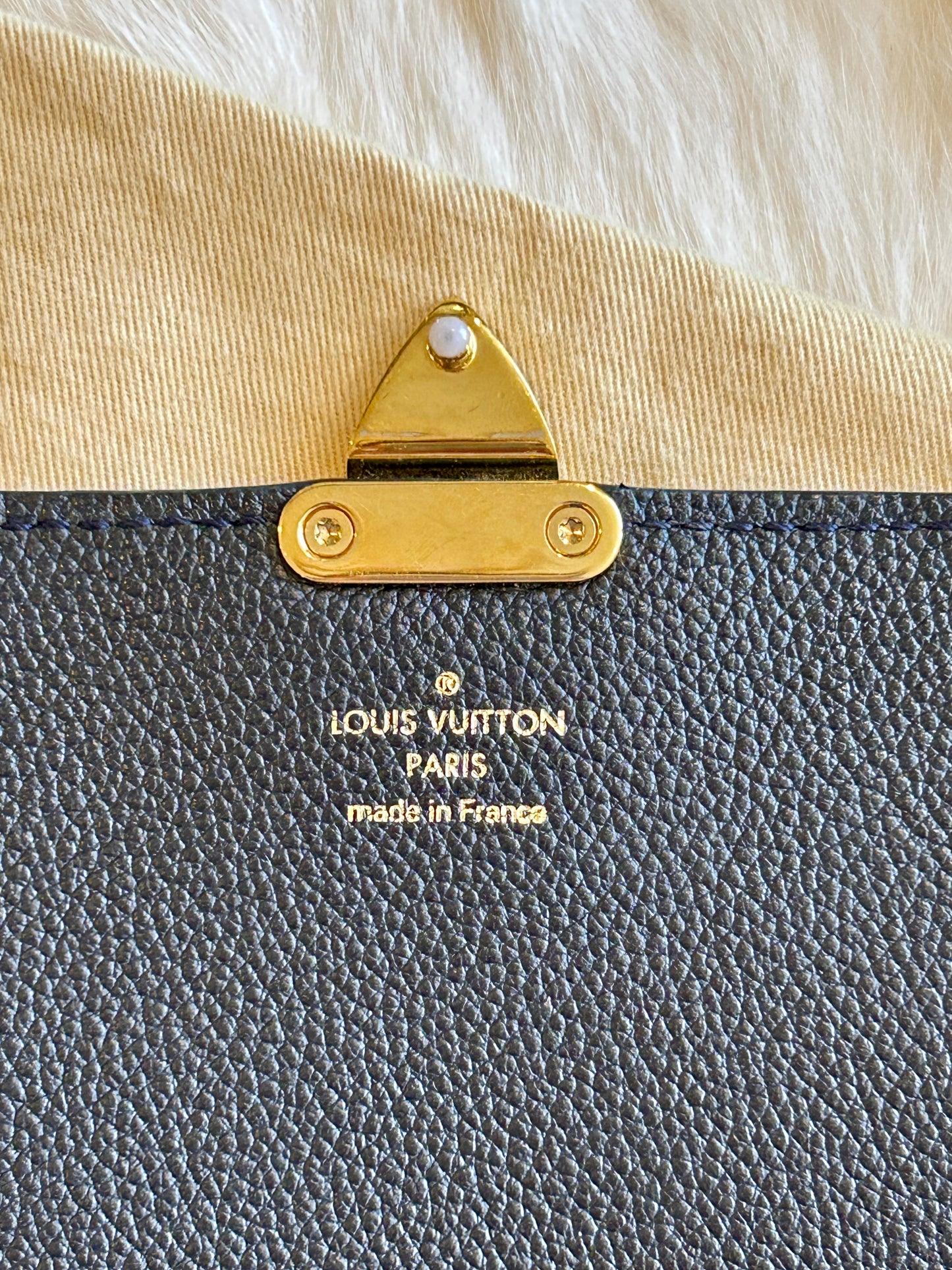 MINT Ladies Louis Vuitton Fascinante Havane Monogram Empreinte Shoulde