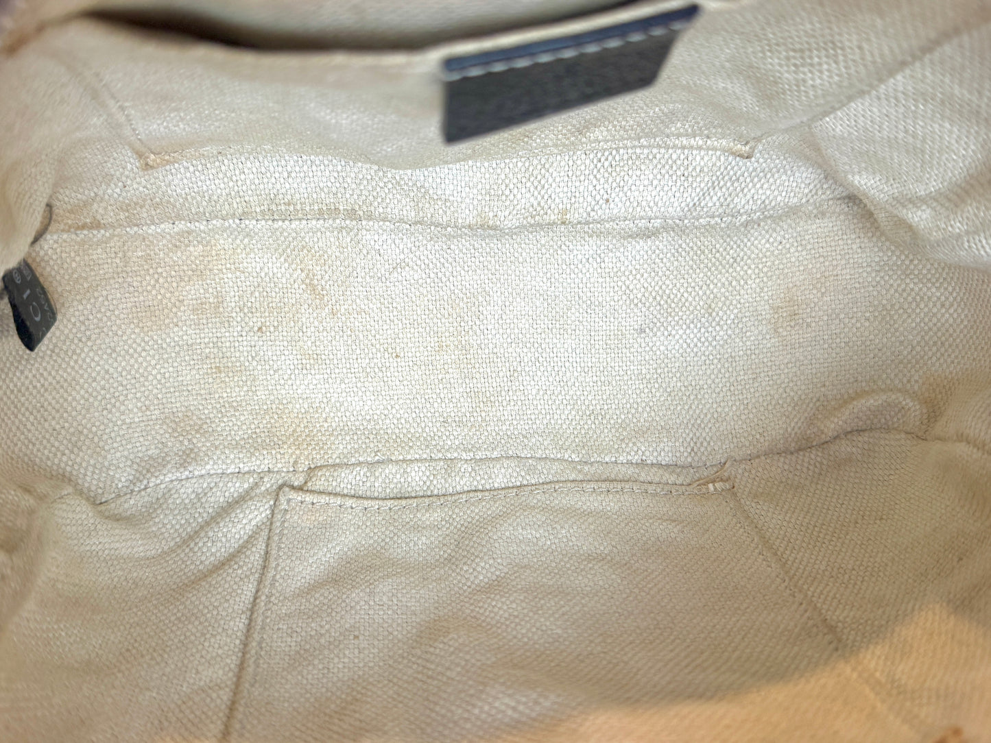 GUCCI Soho Disco Black Pebbled Camera Bag