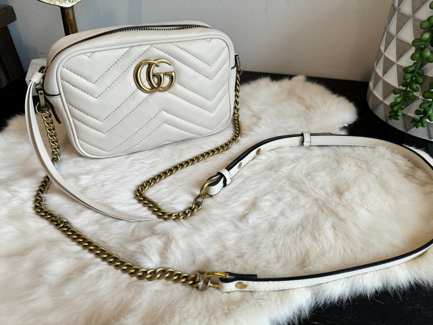 GUCCI Mini Marmont Camera Bag Ivory