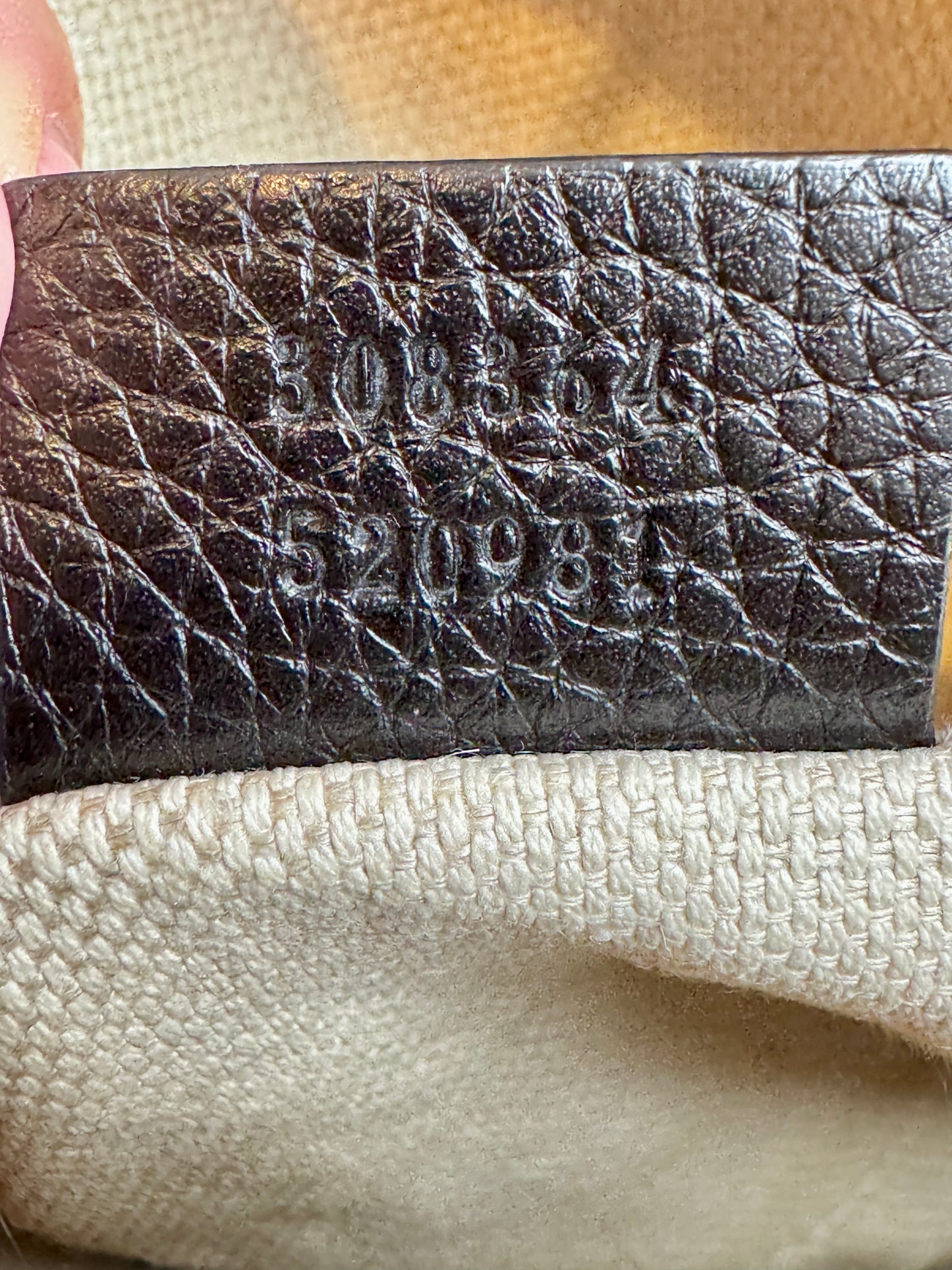 GUCCI Soho Disco Black Pebbled Camera Bag