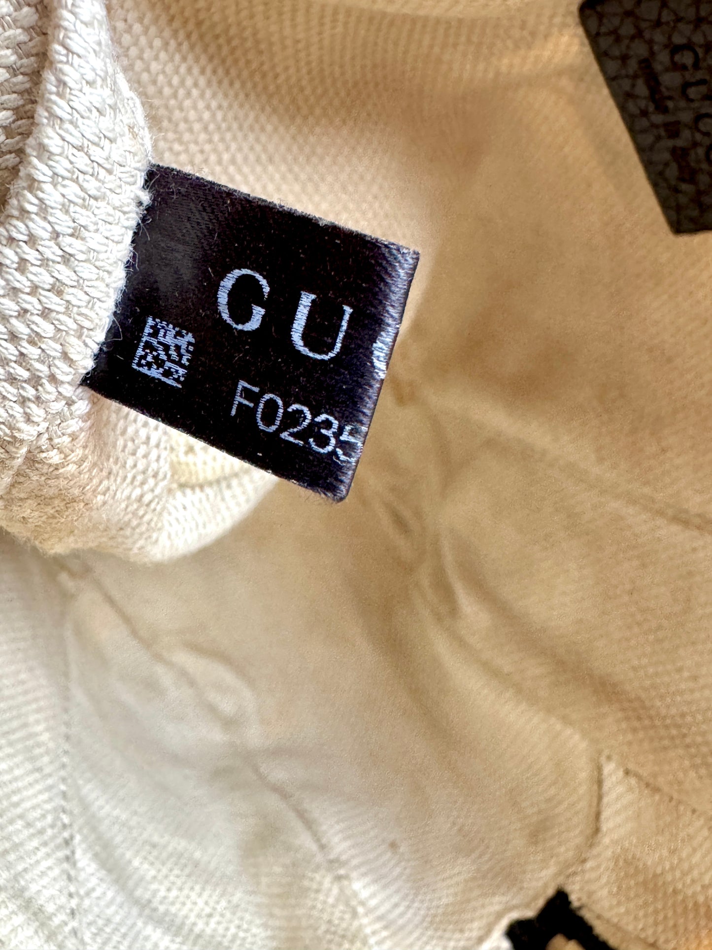 GUCCI Soho Disco Black Pebbled Camera Bag