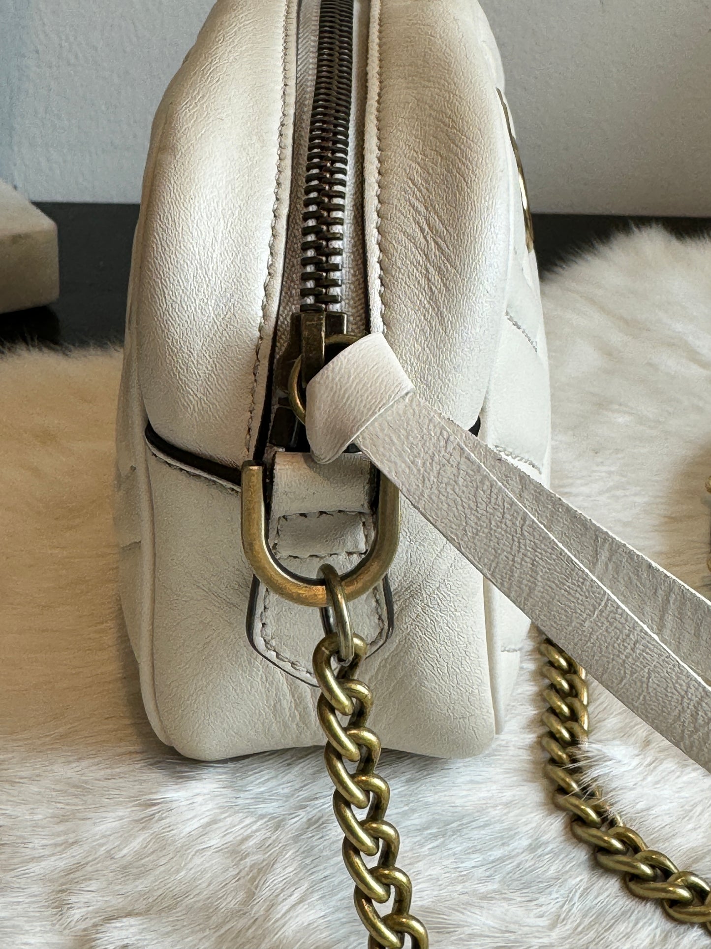 GUCCI Mini Marmont Camera Bag Ivory