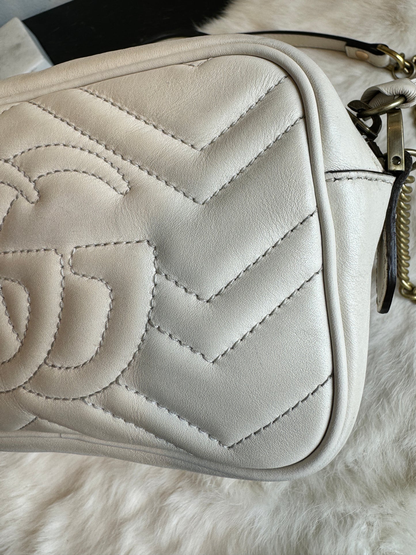 GUCCI Mini Marmont Camera Bag Ivory