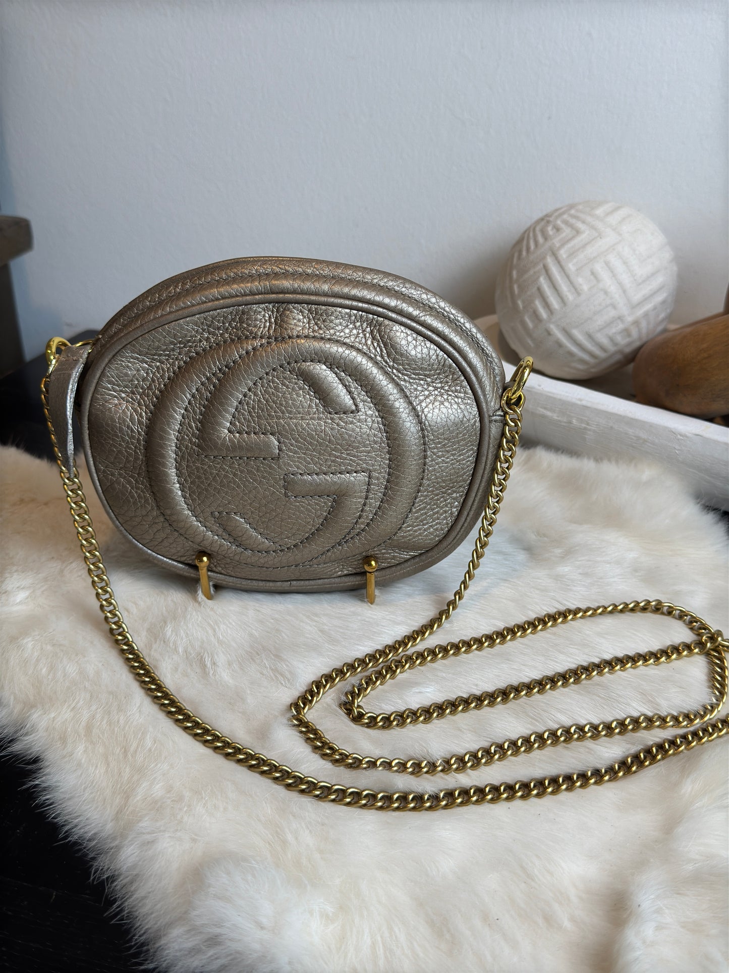 GUCCI Gold Metallic Round Mini Soho Crossbody Bag