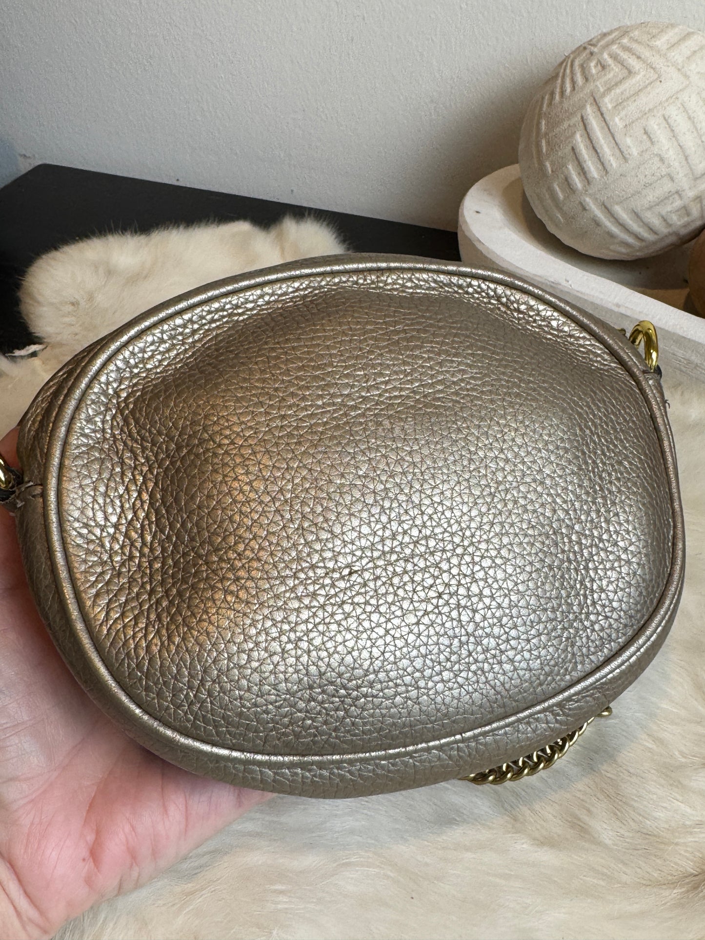 GUCCI Gold Metallic Round Mini Soho Crossbody Bag