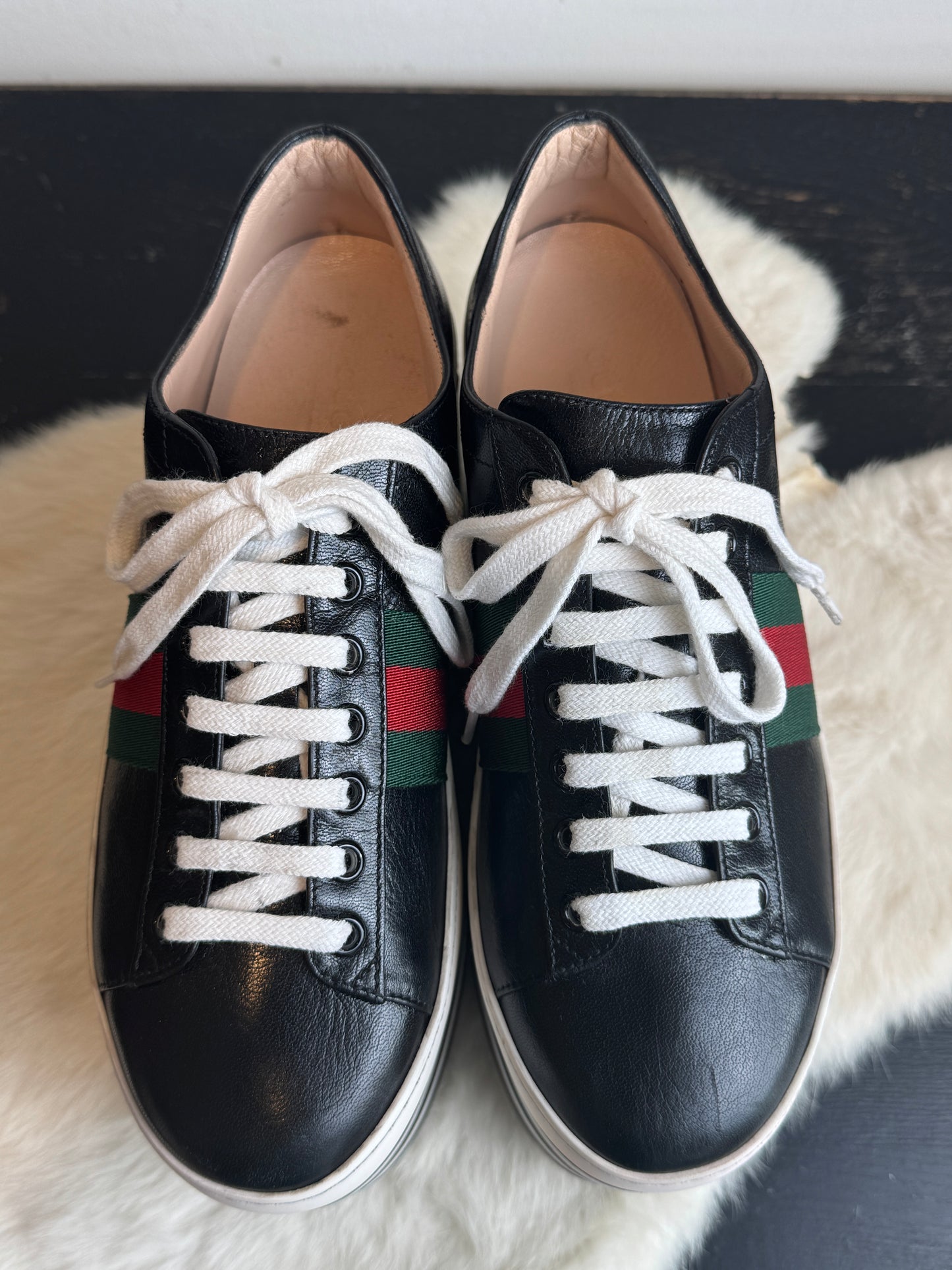 GUCCI Black Peggy Platforms Women's 37.5EU