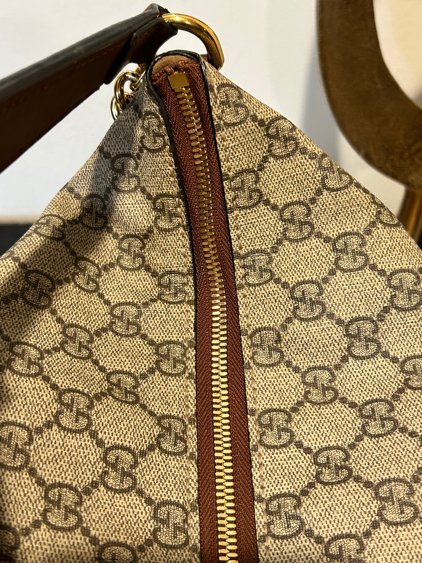 GUCCI GG Supreme Linea Chain Hobo Handbag