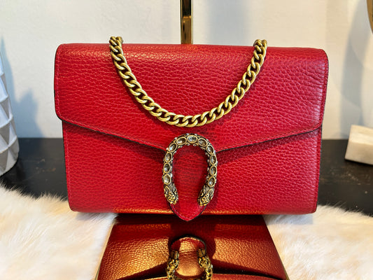 GUCCI Mini Dionysus Chain Wallet Hibiscus RED