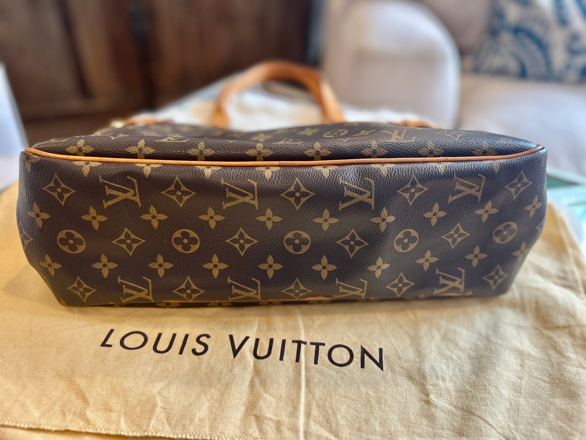 Louis Vuitton Neverfull Bags for sale in Lois, Virginia, Facebook  Marketplace