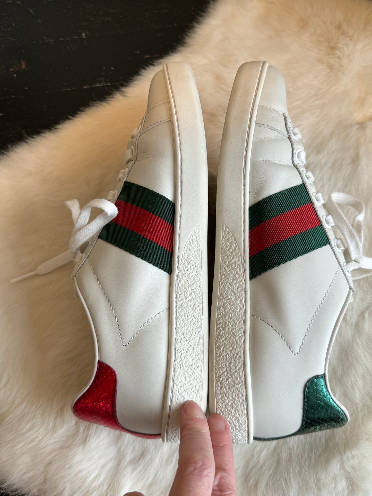 Gucci Ace Bees Sneakers Size 35EU