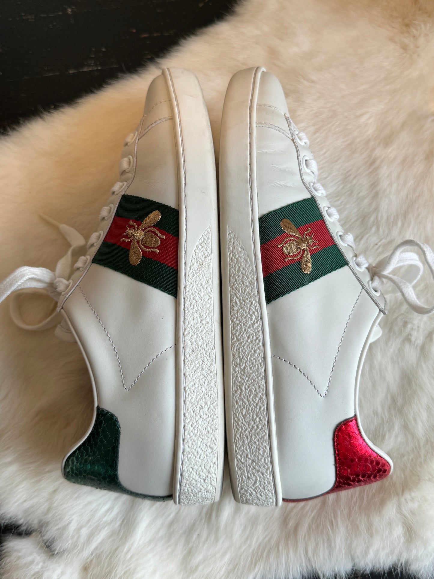 Gucci Ace Bees Sneakers Size 35EU
