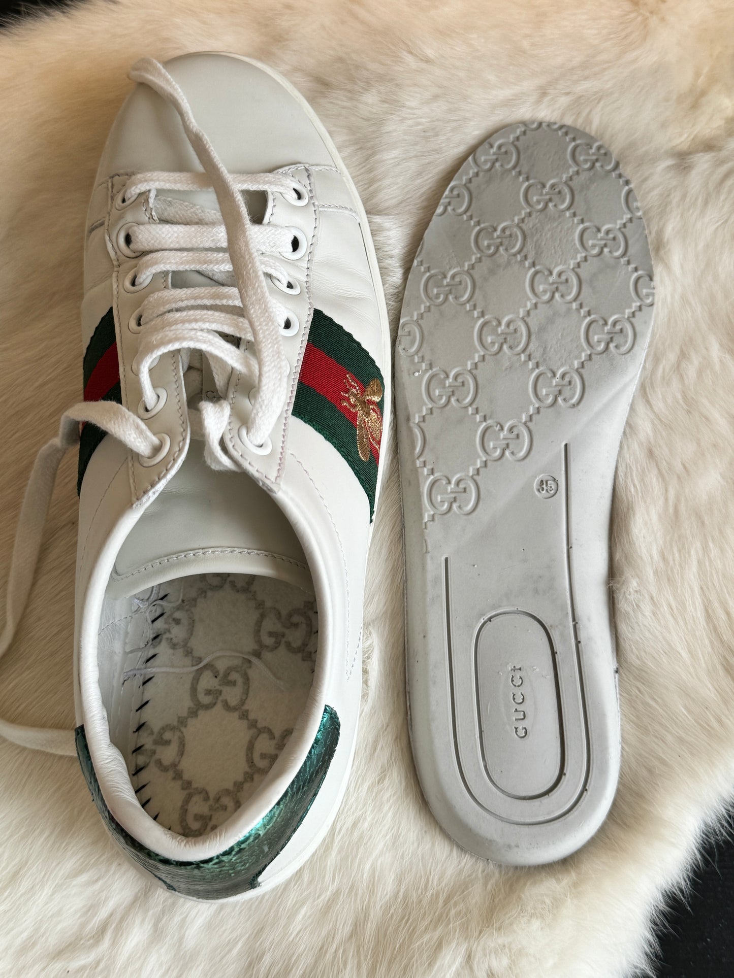 Gucci Ace Bees Sneakers Size 35EU