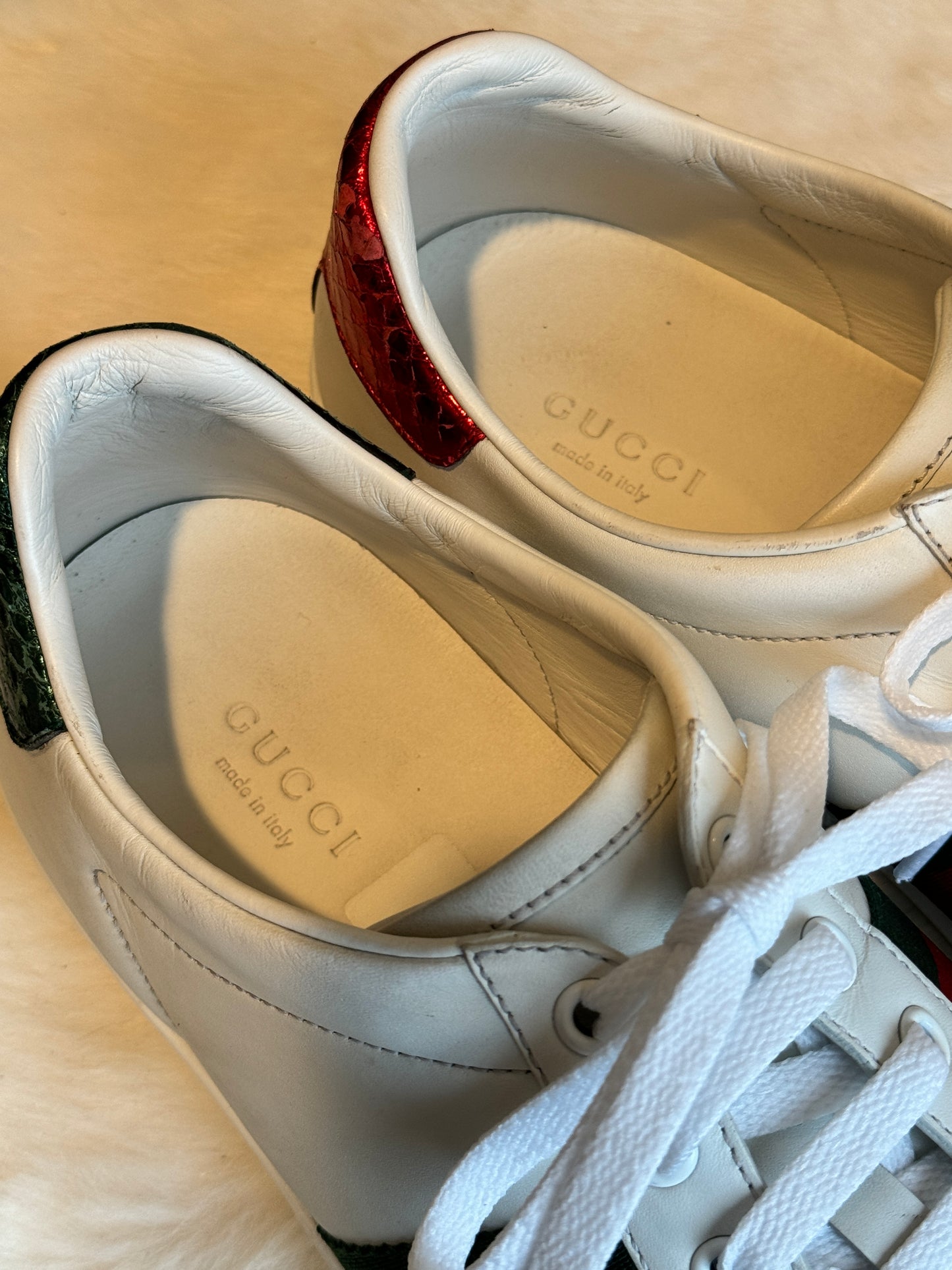 Gucci Ace Bees Sneakers Size 40EU