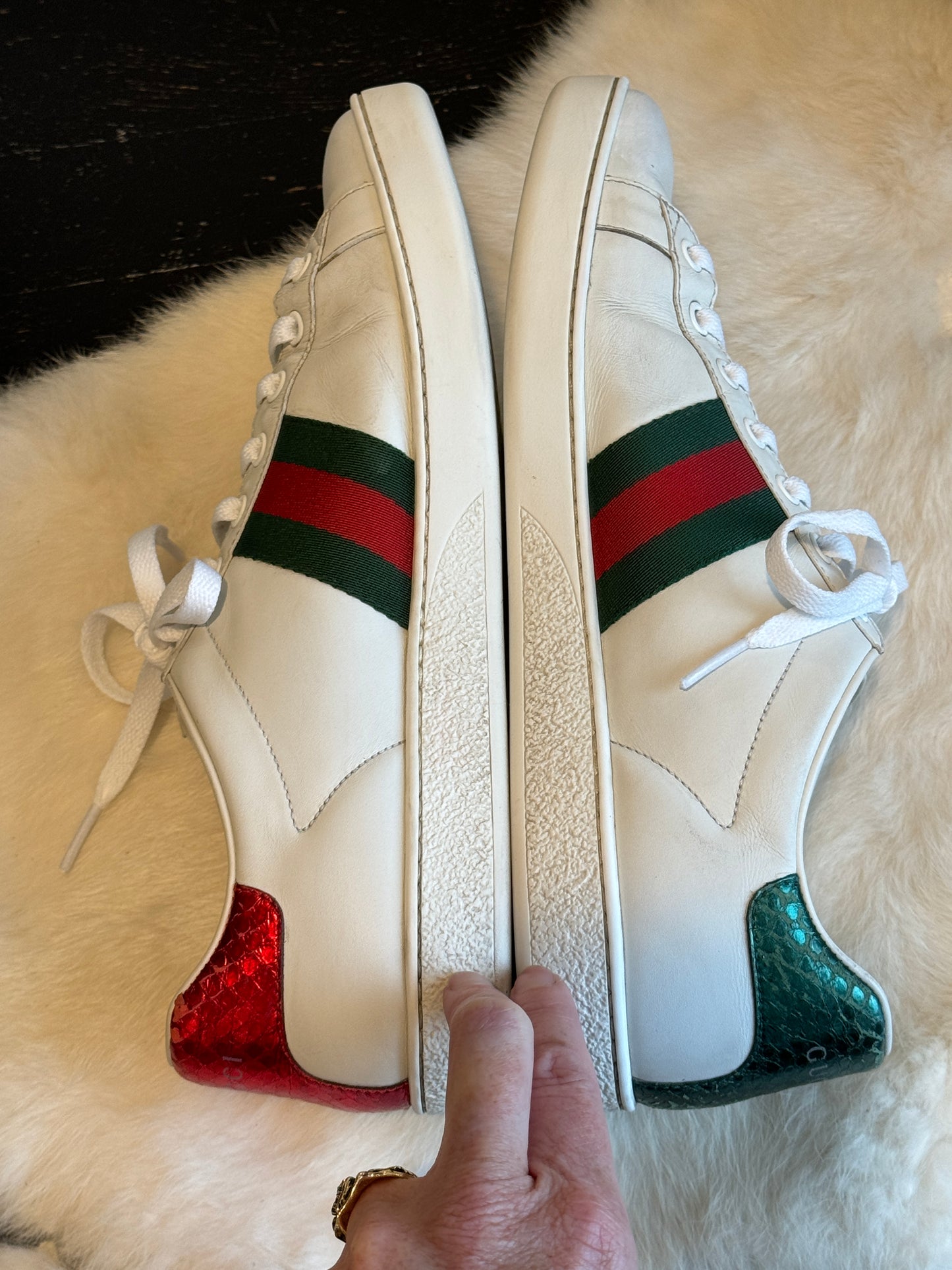 Gucci Ace Bees Sneakers Size 40EU