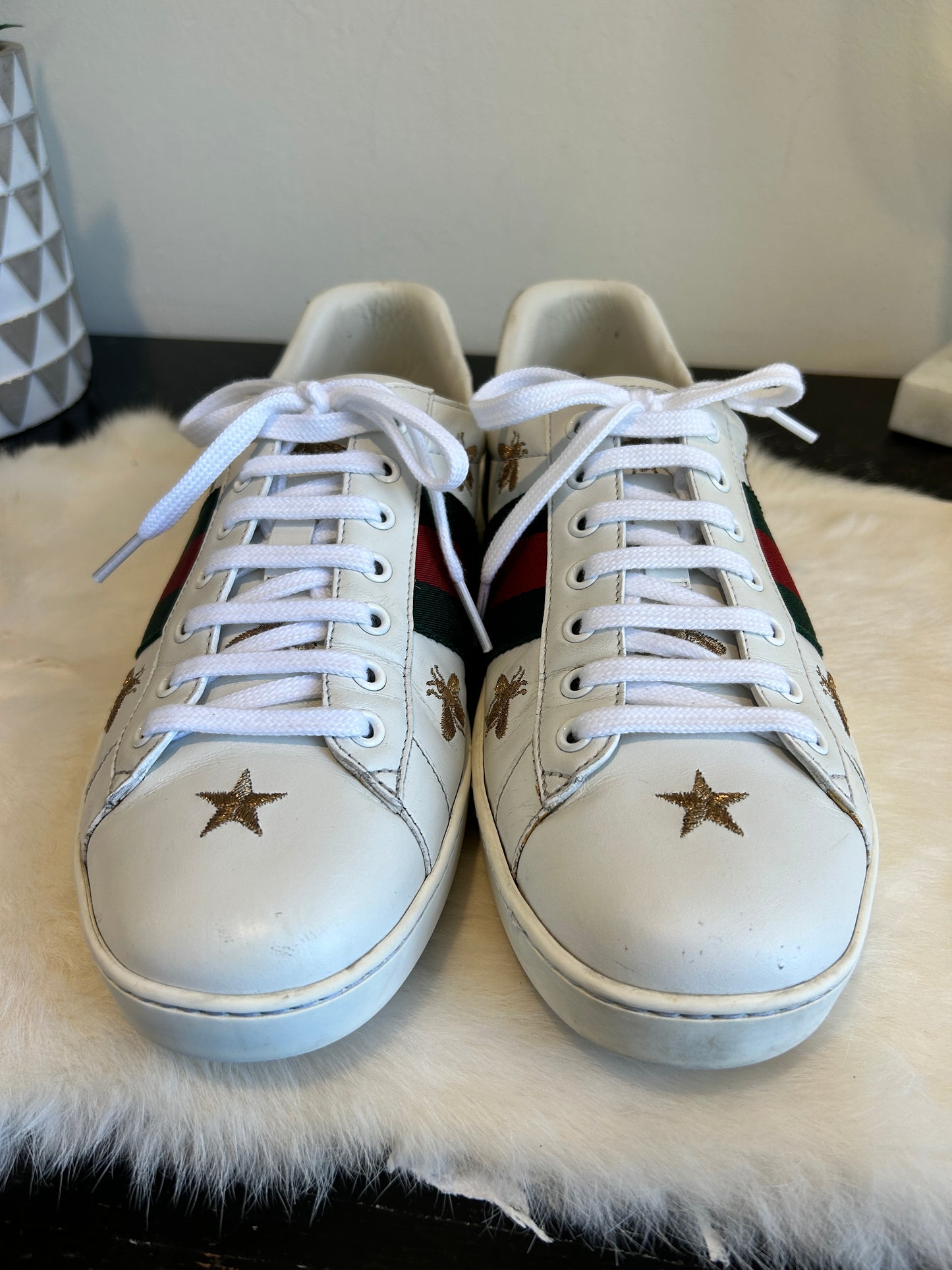 GUCCI Ace Gold Metallic Bee's Sneakers Mens 7.5EU (40.5EU Womens)