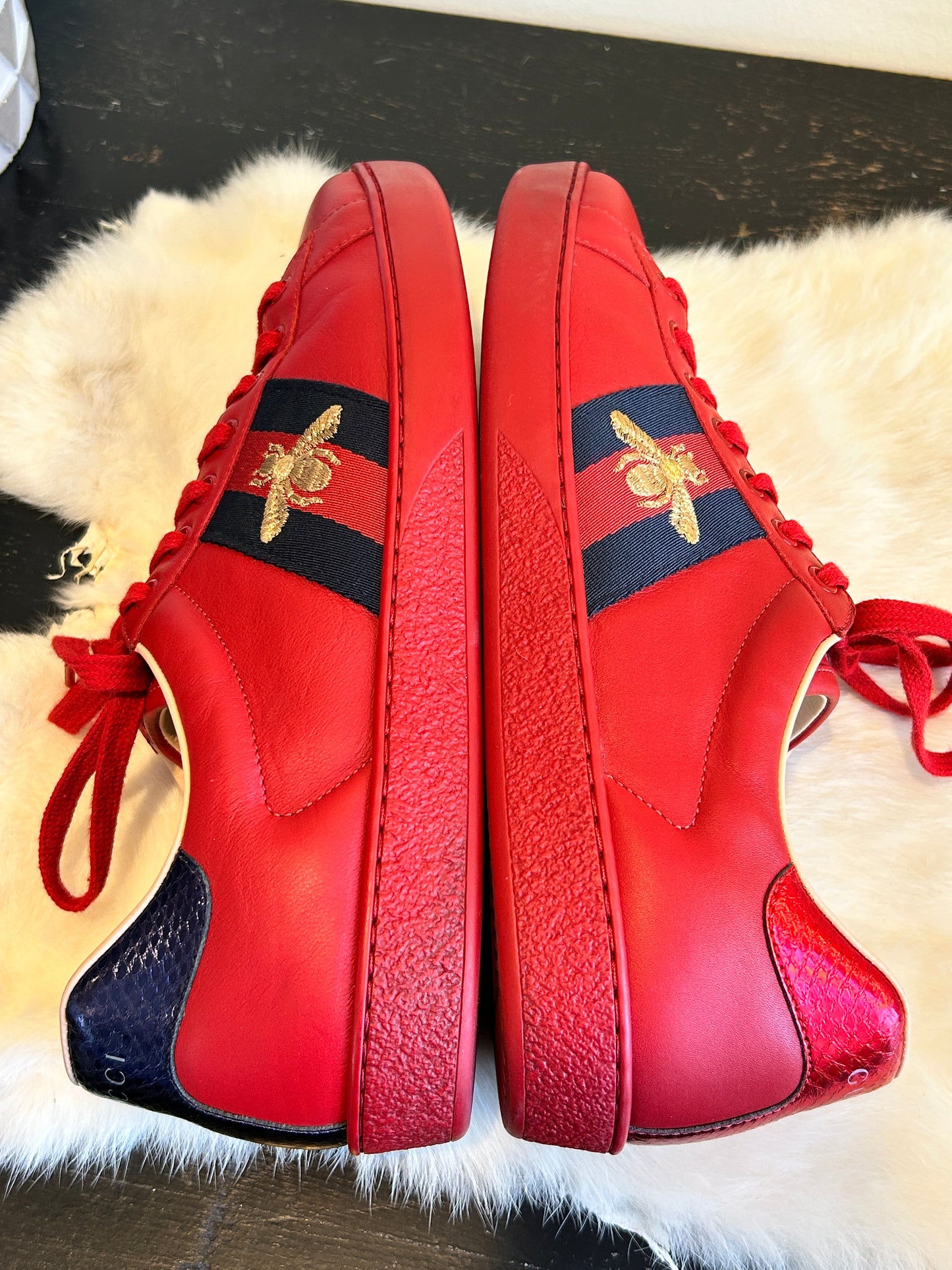 GUCCI Ace Metallic Bees RED Sneakers Mens 9.5EU (42.5EU)