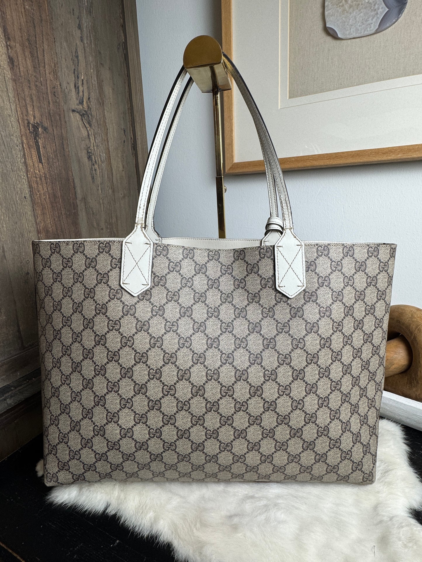 GUCCI Turnaround Supreme Canvas Reversible Tote Medium Ivory