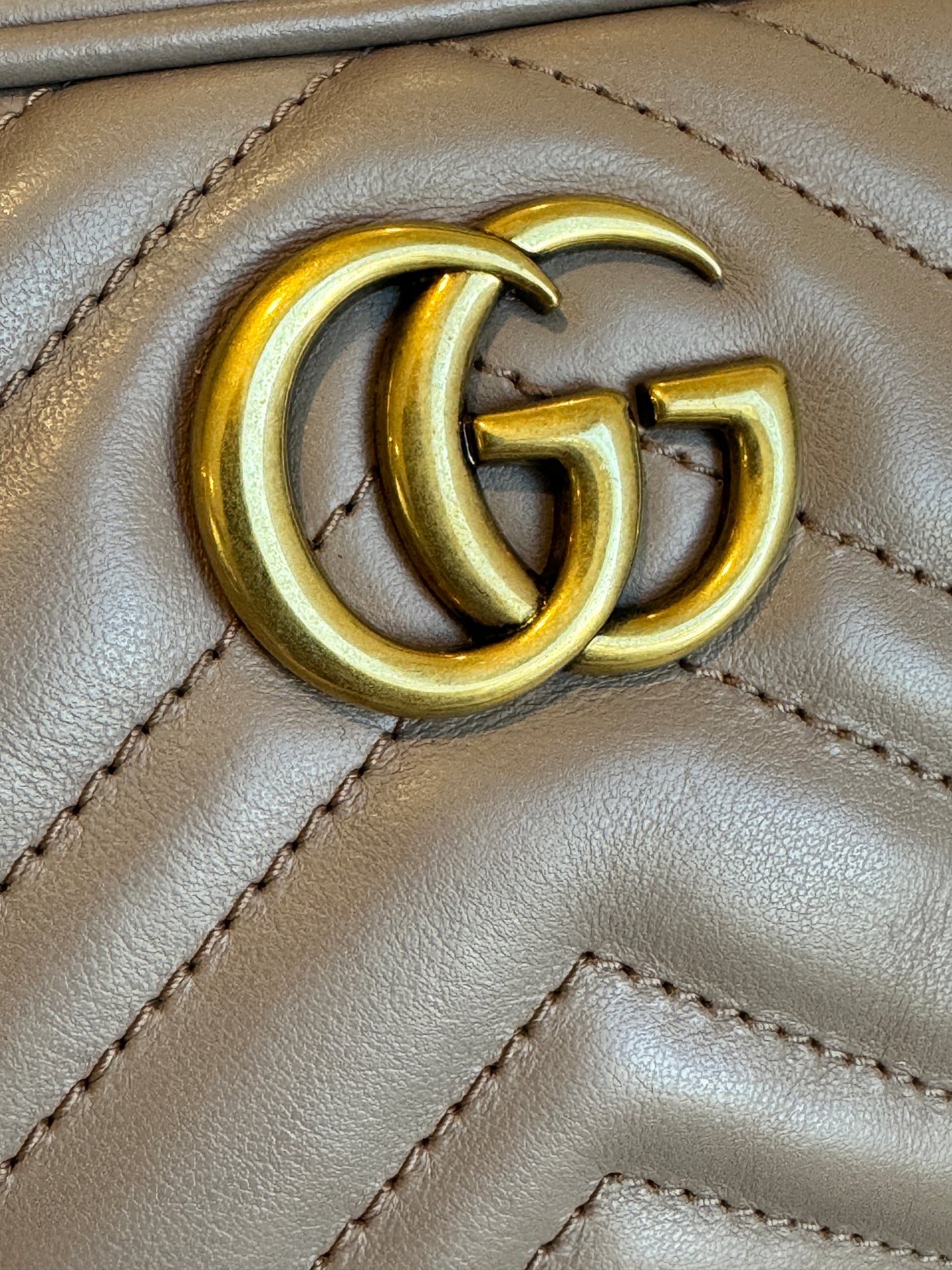 GUCCI Mini Marmont Camera Bag Blush