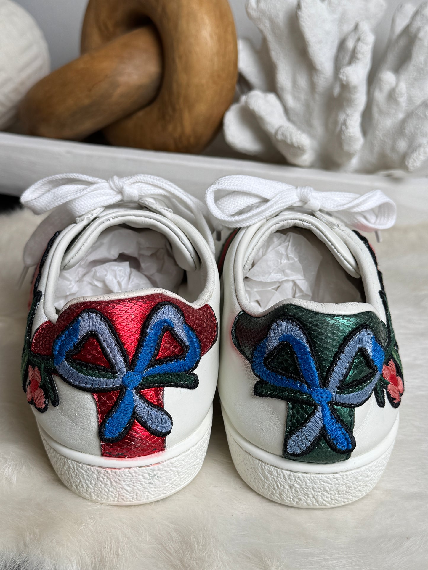 GUCCI Ace Flowers Sneakers 36.5EU