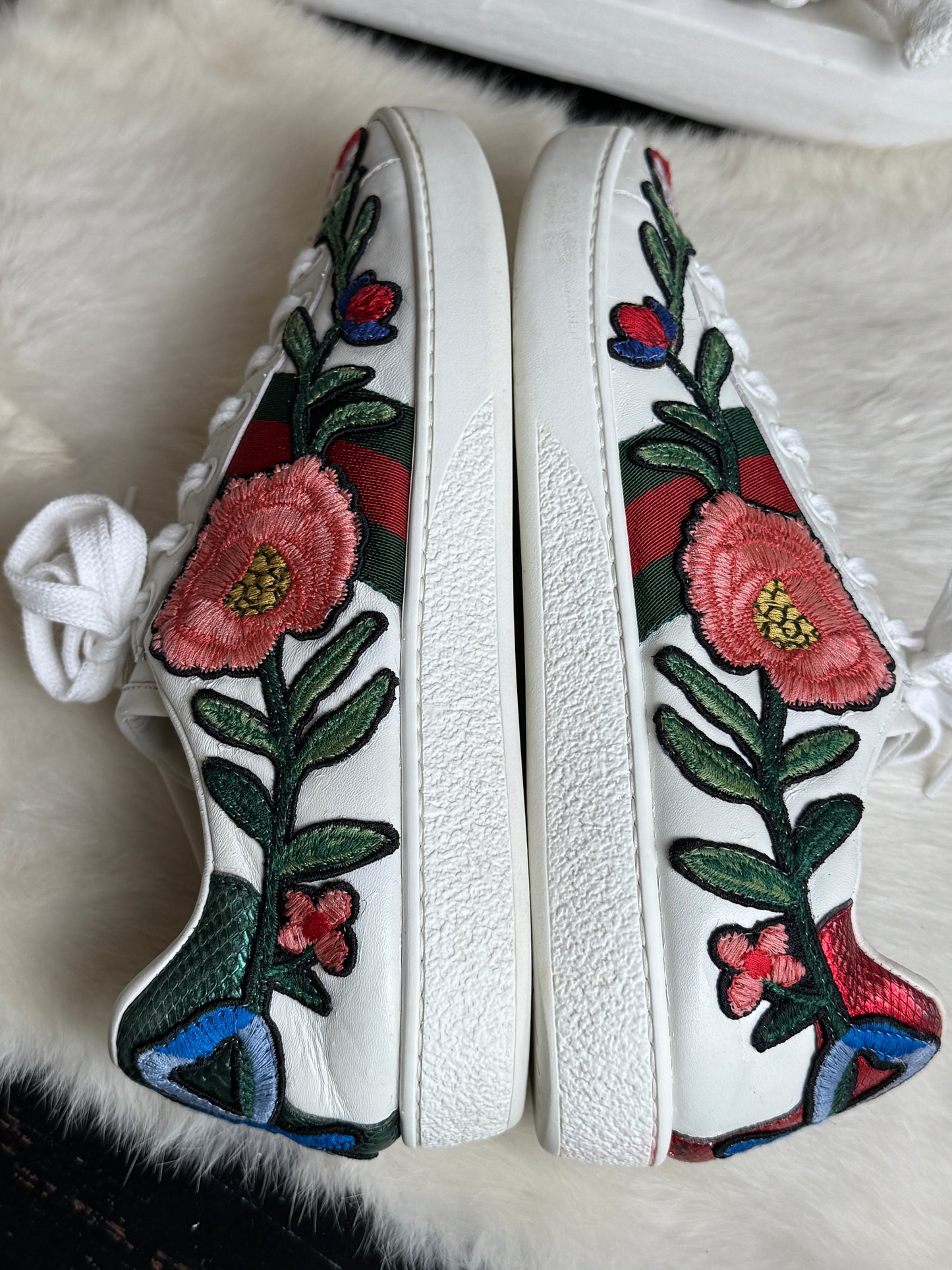 GUCCI Ace Flowers Sneakers 36.5EU