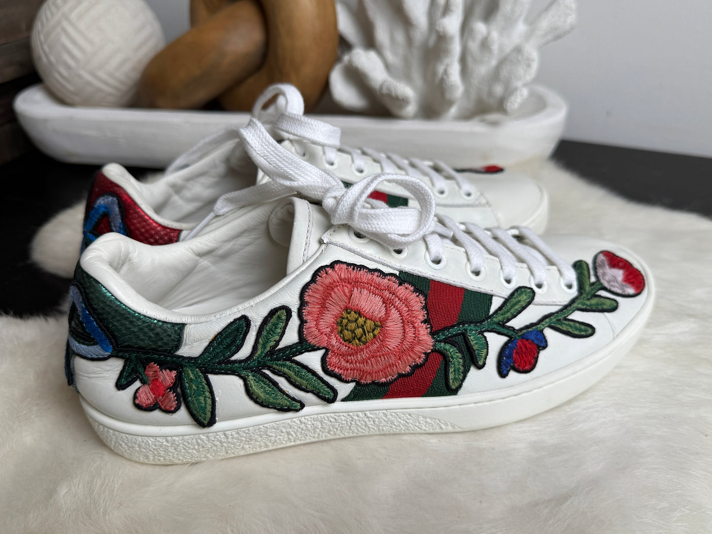 GUCCI Ace Flowers Sneakers 36.5EU